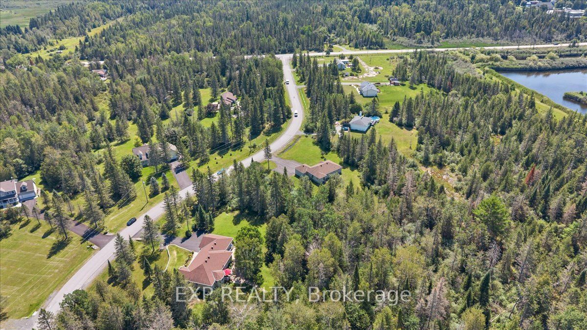 113 Grey Fox Drive Property Photo 45