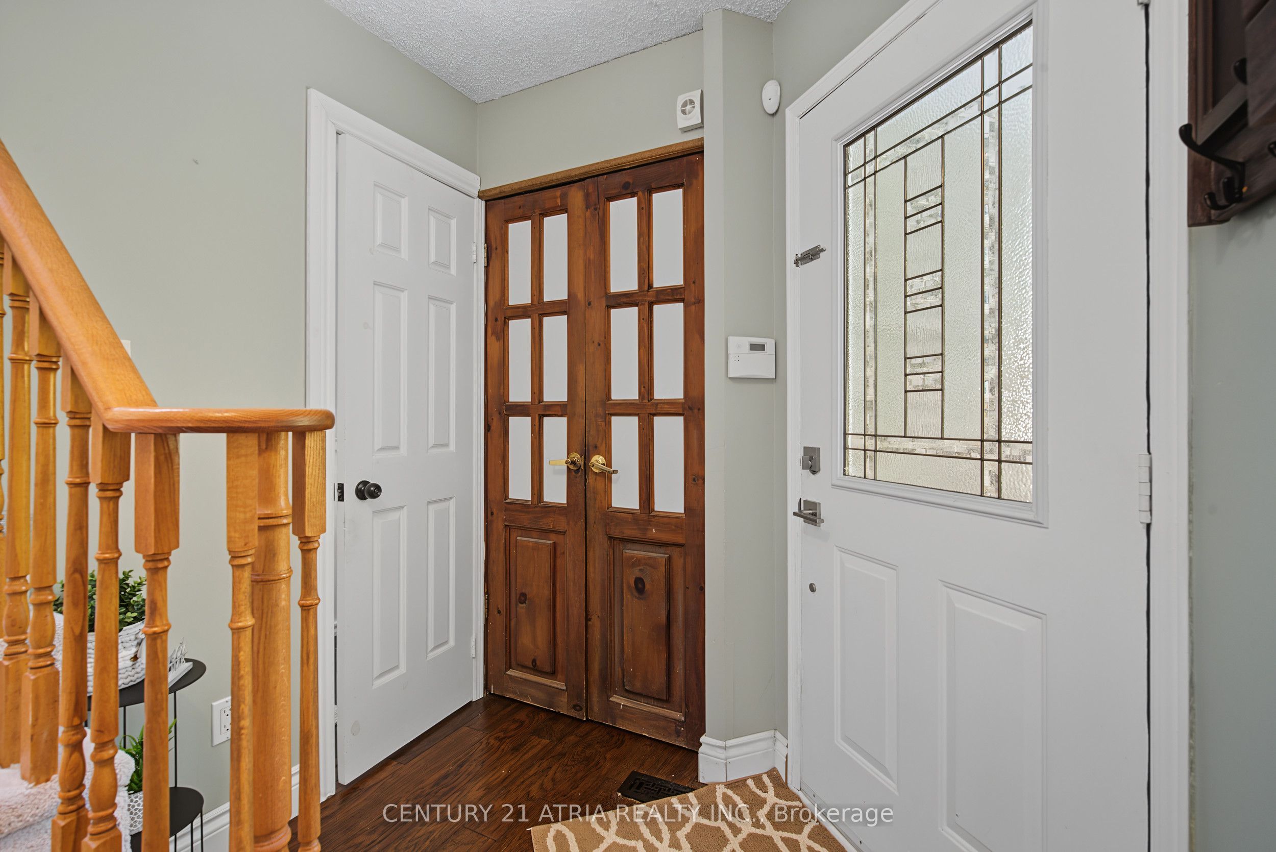 6 Burnham Boulevard Property Photo 5