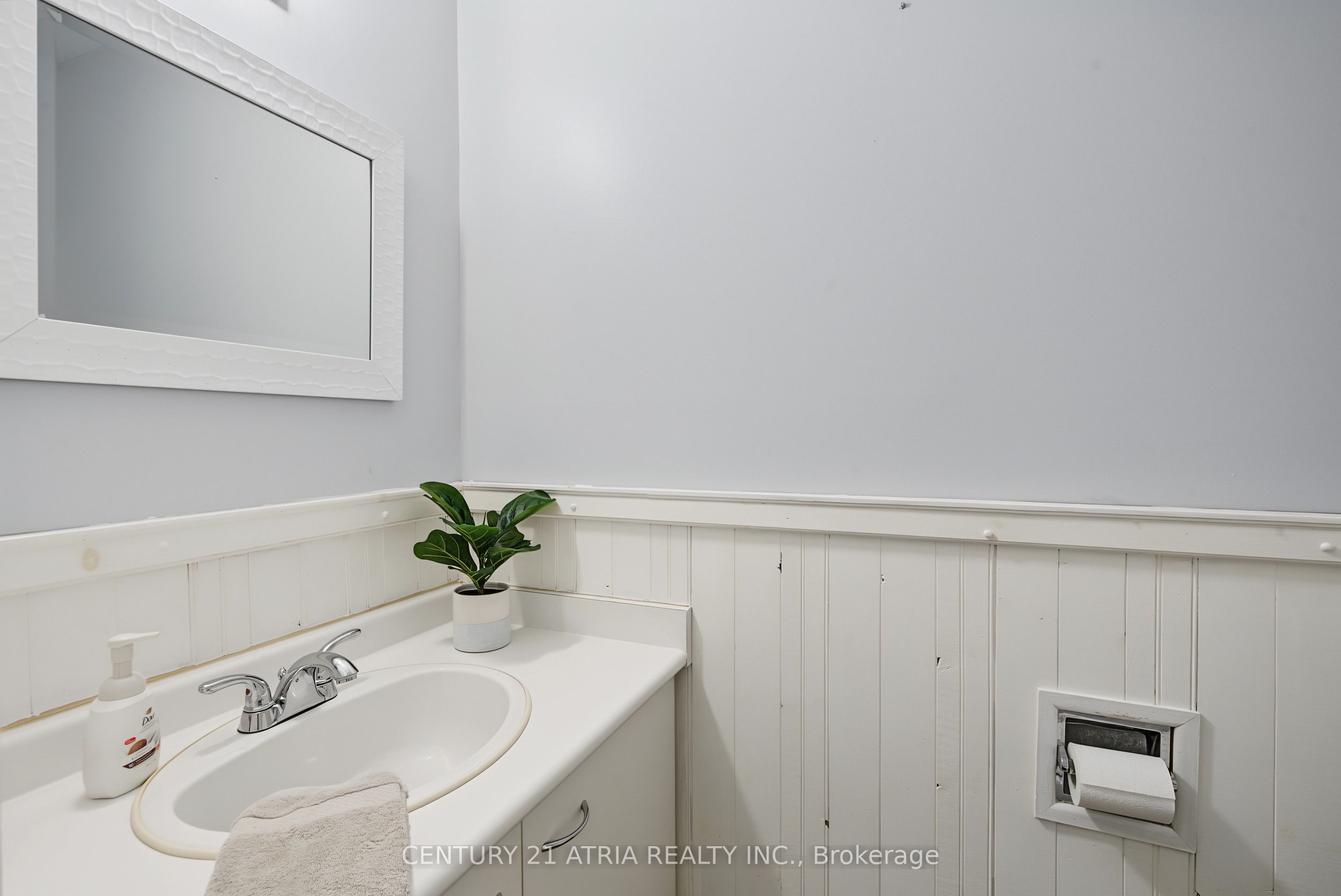 6 Burnham Boulevard Property Photo 6