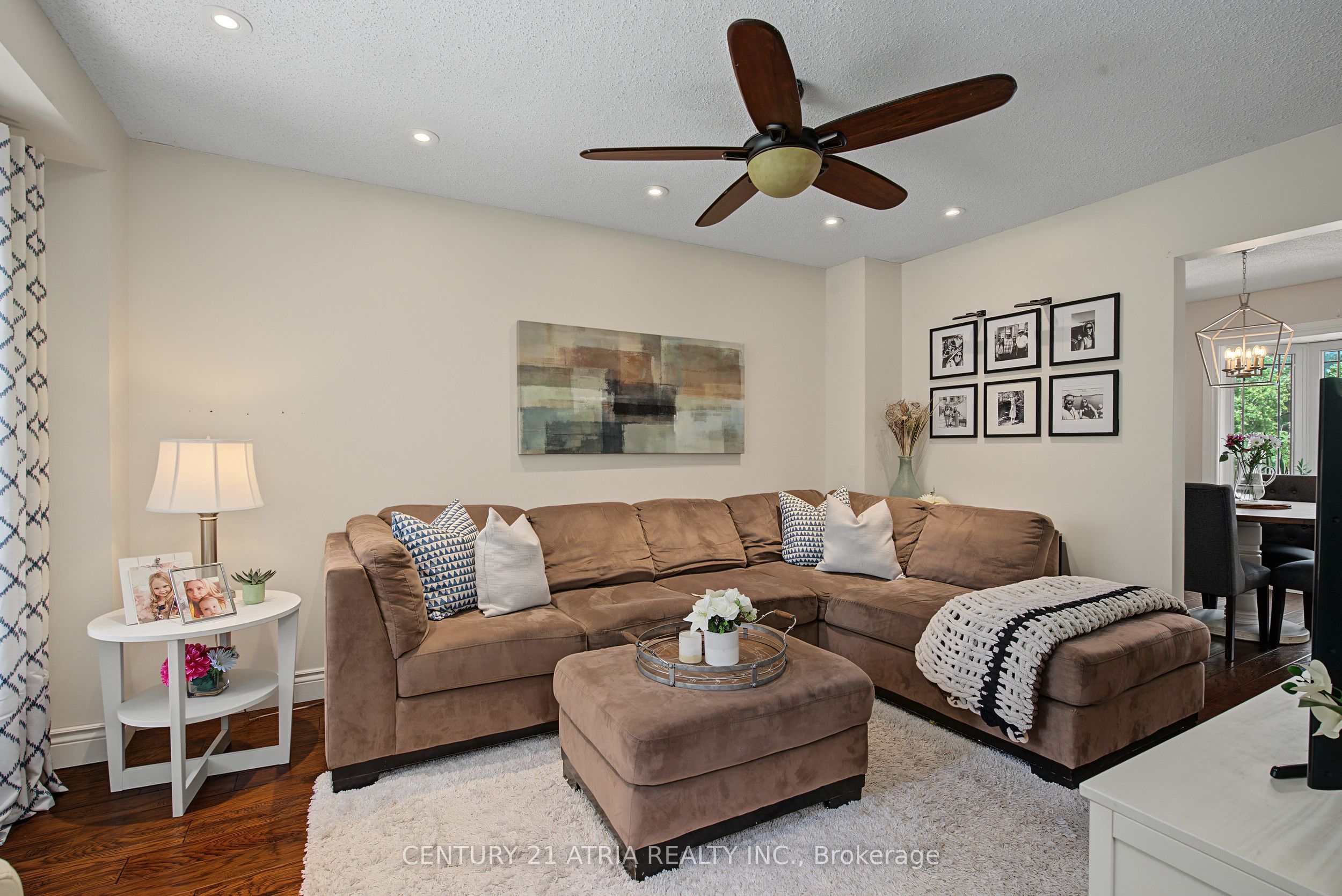 6 Burnham Boulevard Property Photo 8