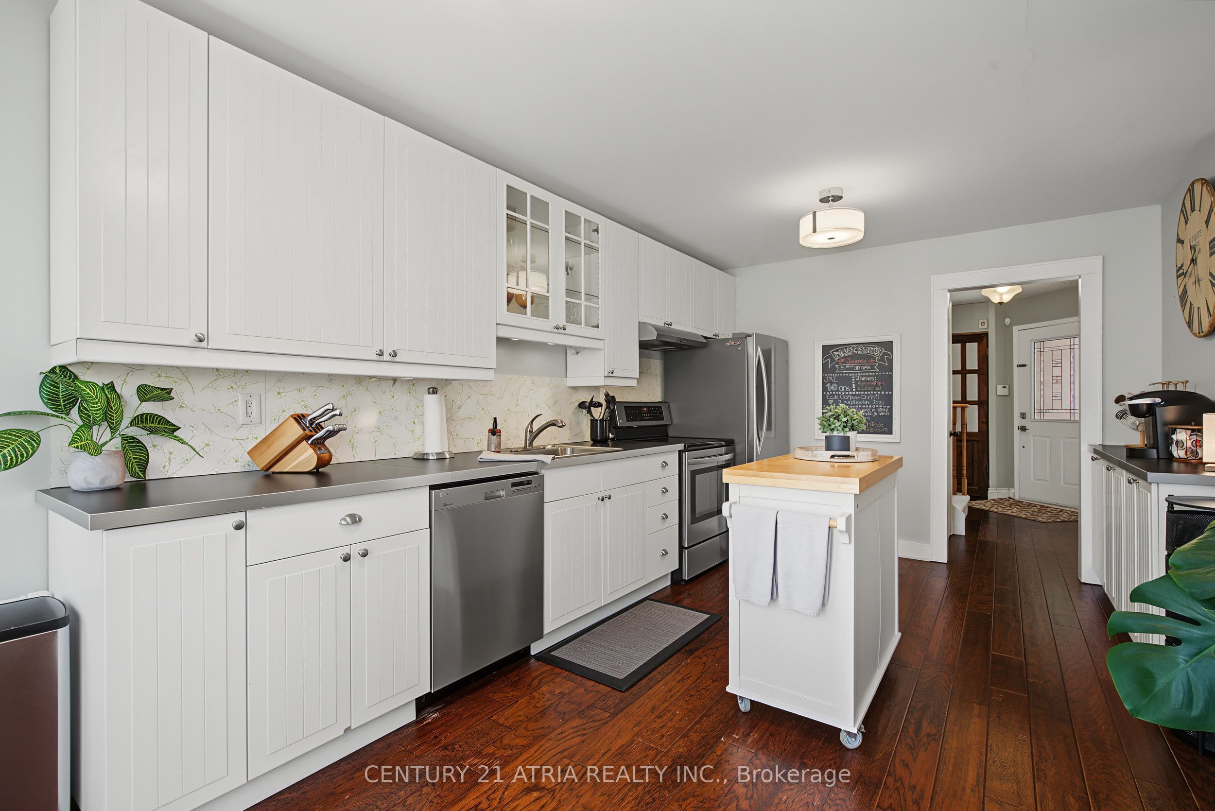 6 Burnham Boulevard Property Photo 14