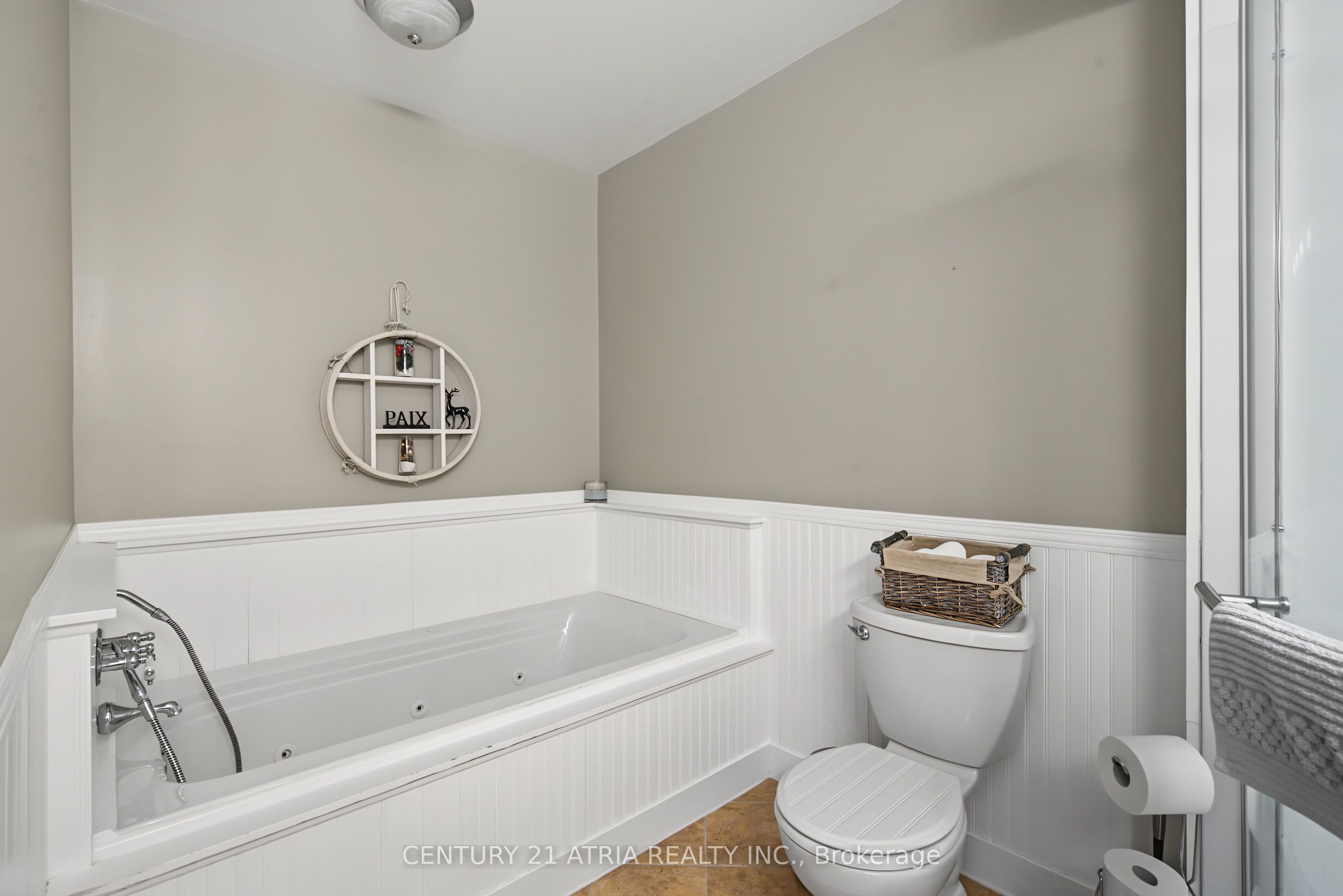 6 Burnham Boulevard Property Photo 26