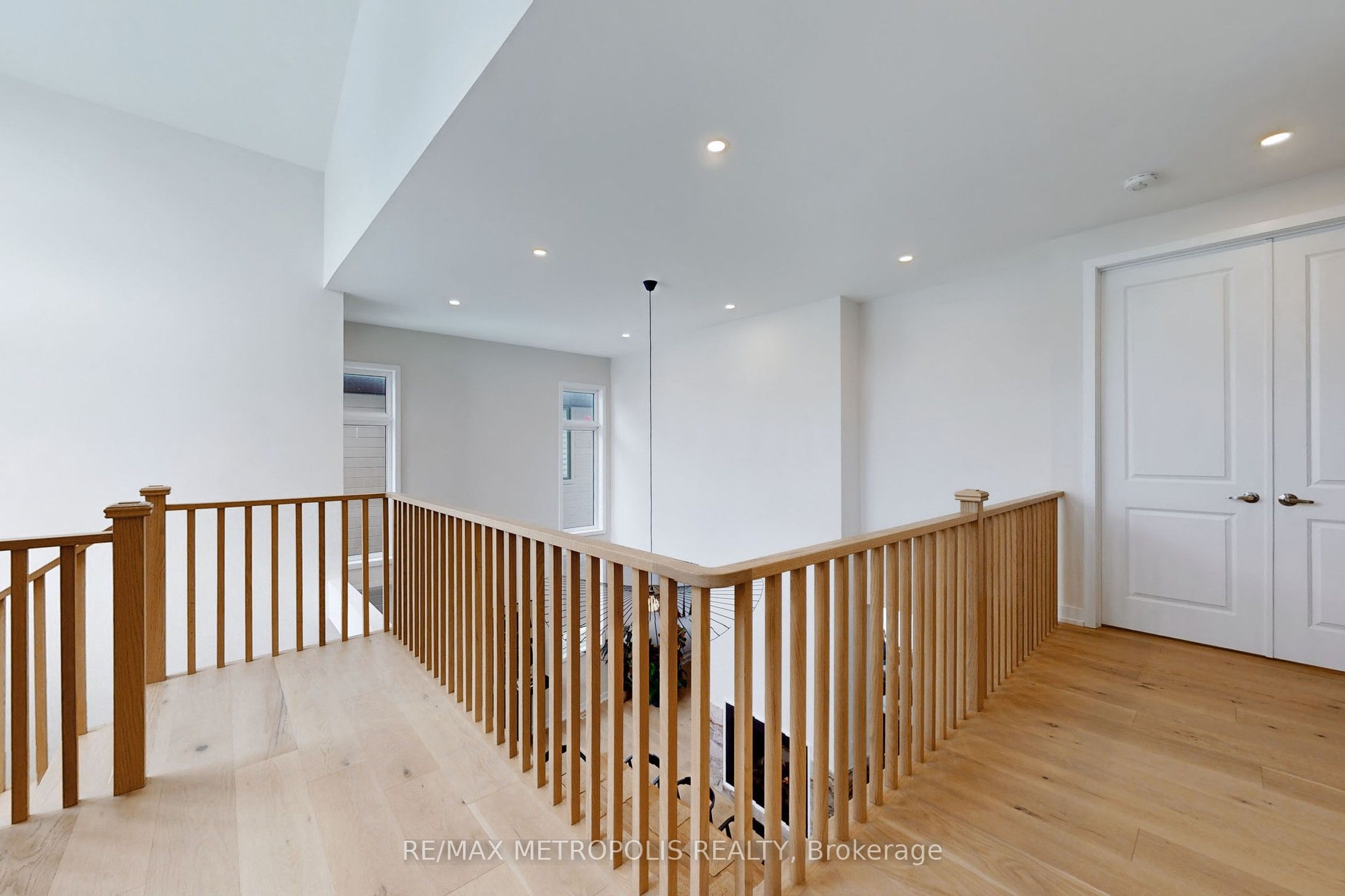 104 Stoneleigh Drive Property Photo 20