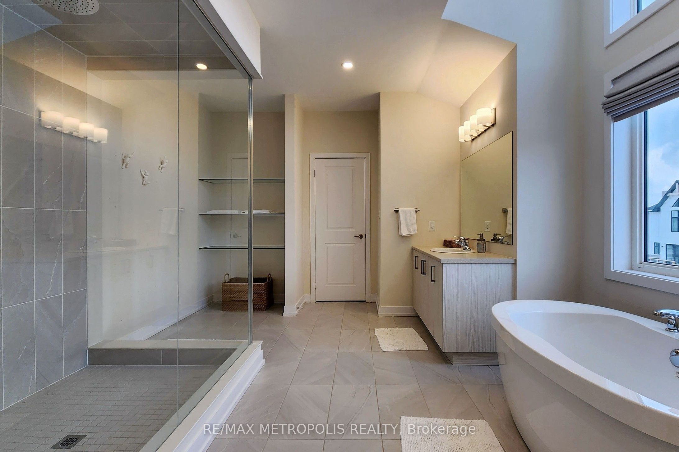 104 Stoneleigh Drive Property Photo 27