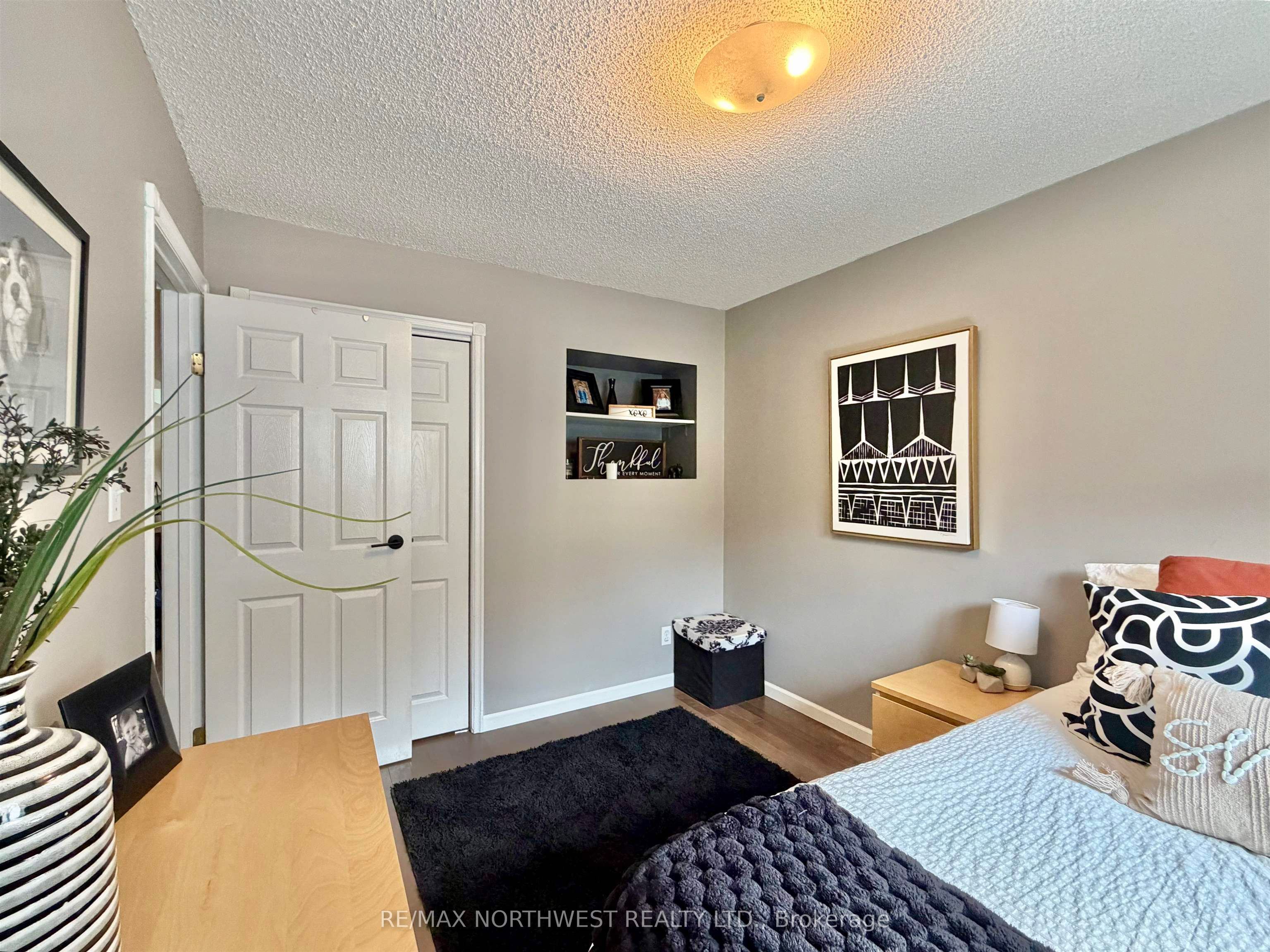 1708 Lyndy Place Property Photo 19