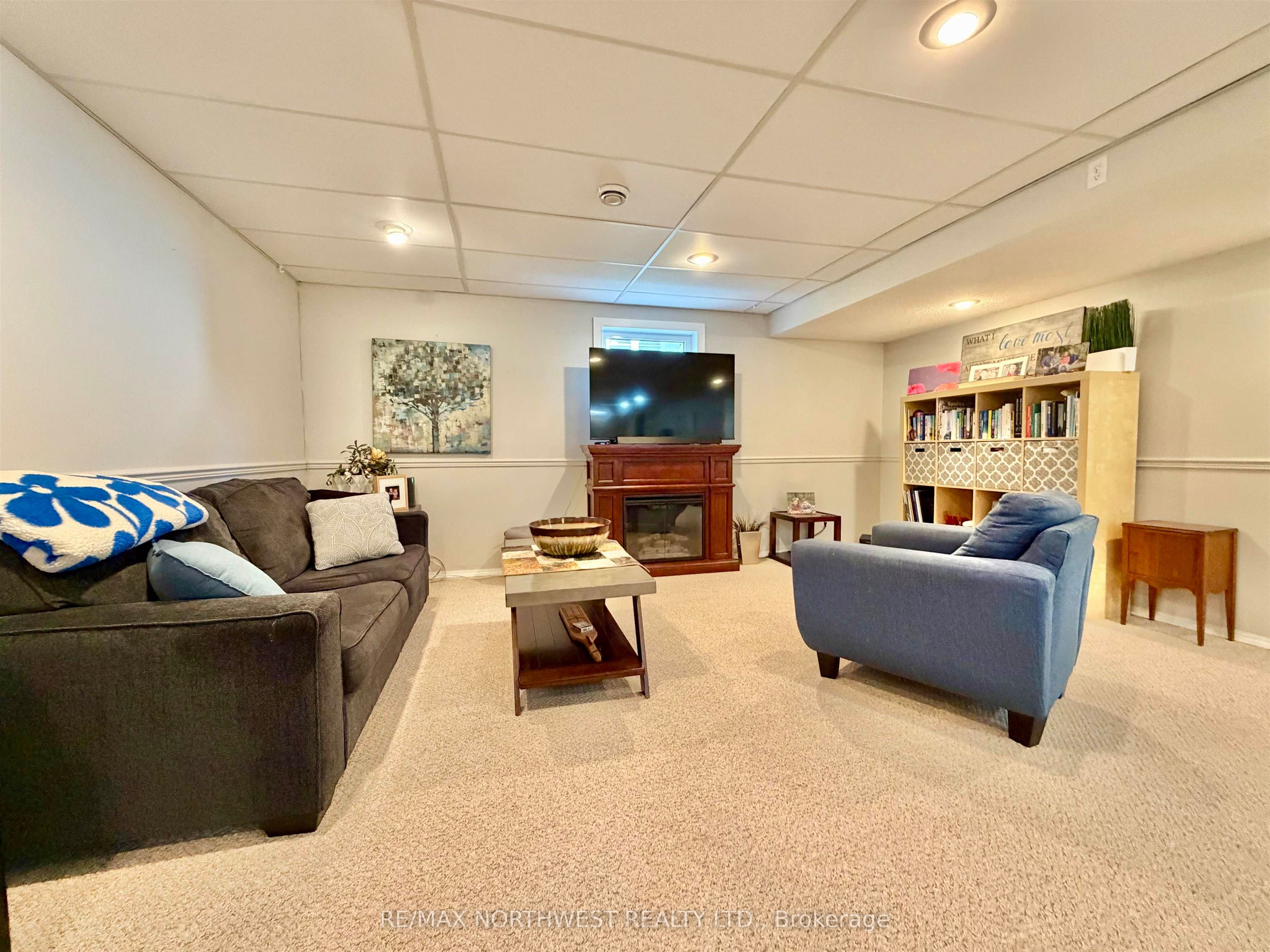 1708 Lyndy Place Property Photo 25