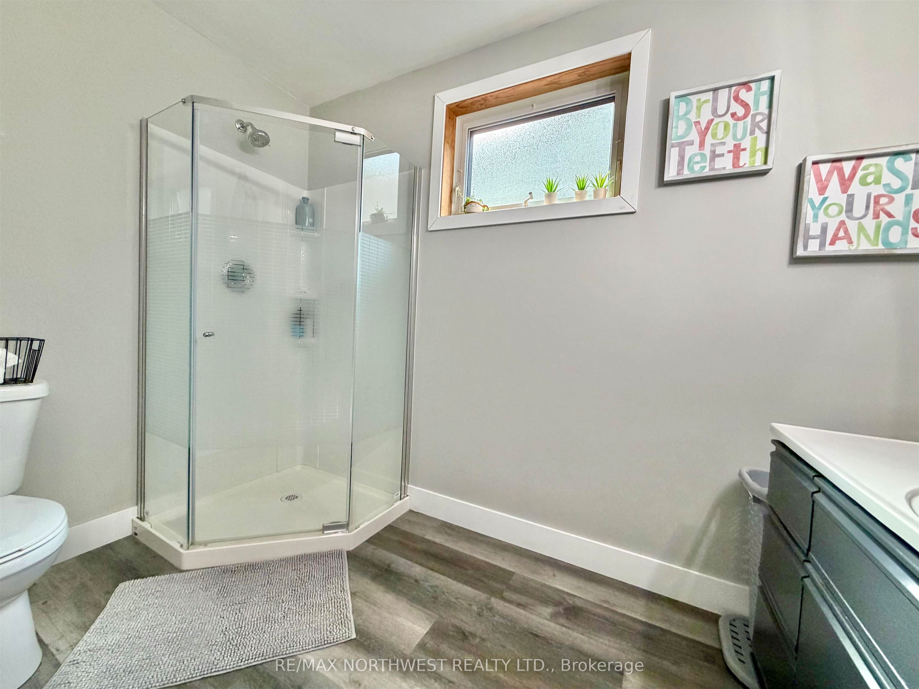 1708 Lyndy Place Property Photo 28