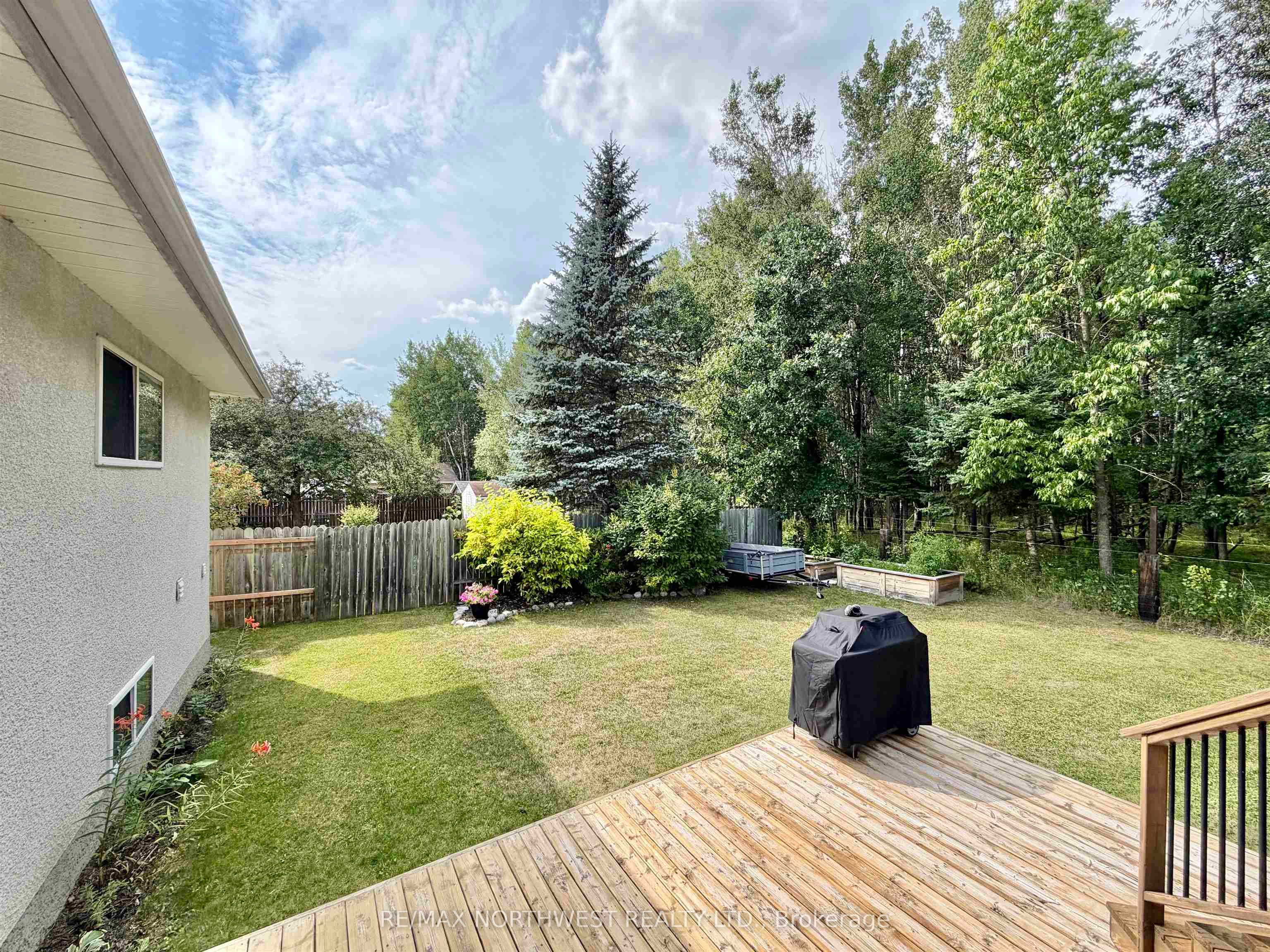 1708 Lyndy Place Property Photo 37