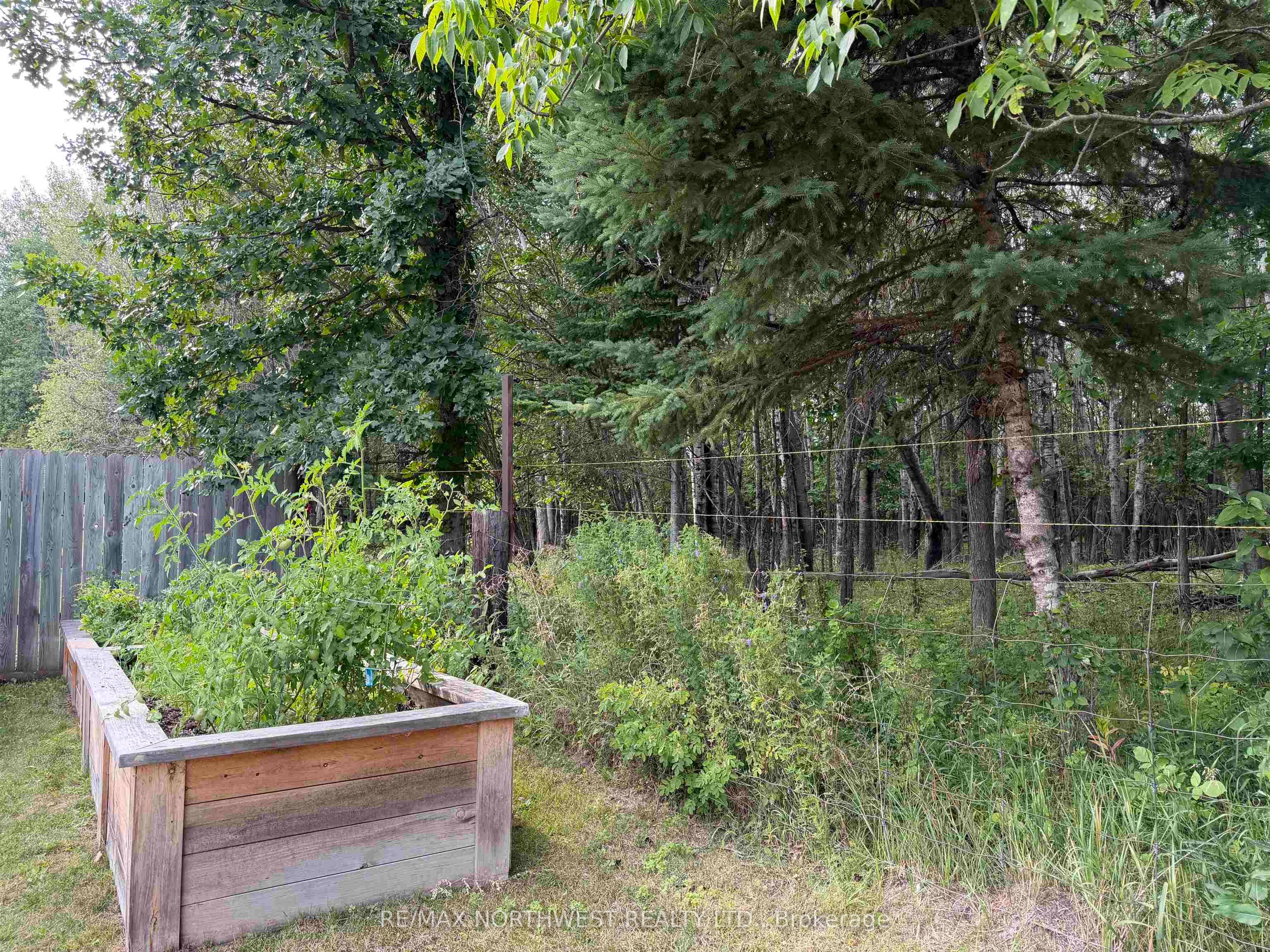 1708 Lyndy Place Property Photo 38