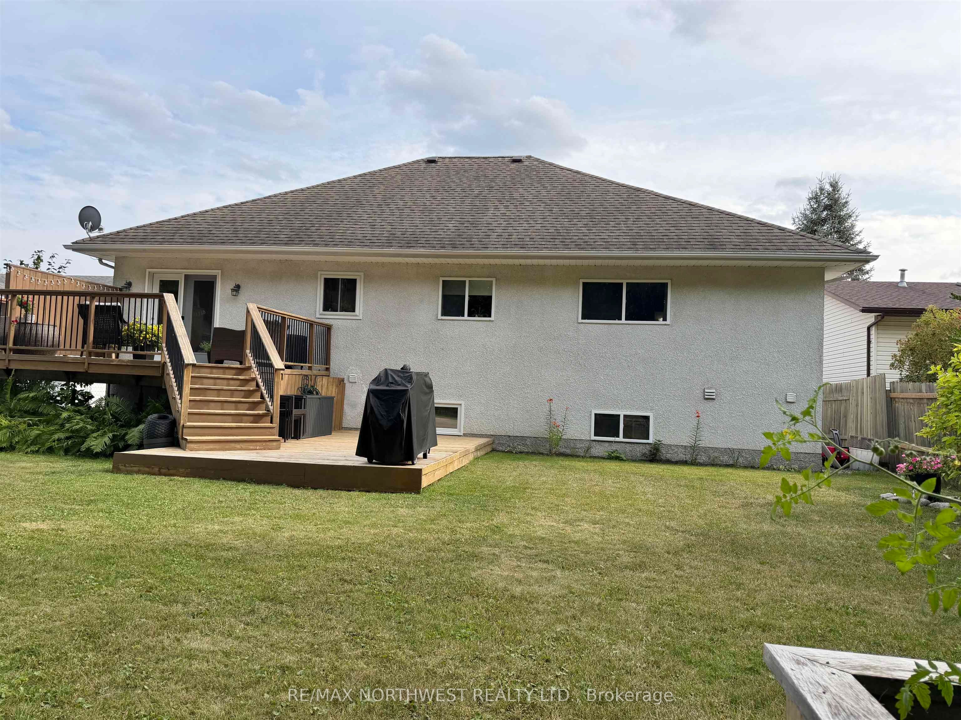 1708 Lyndy Place Property Photo 41