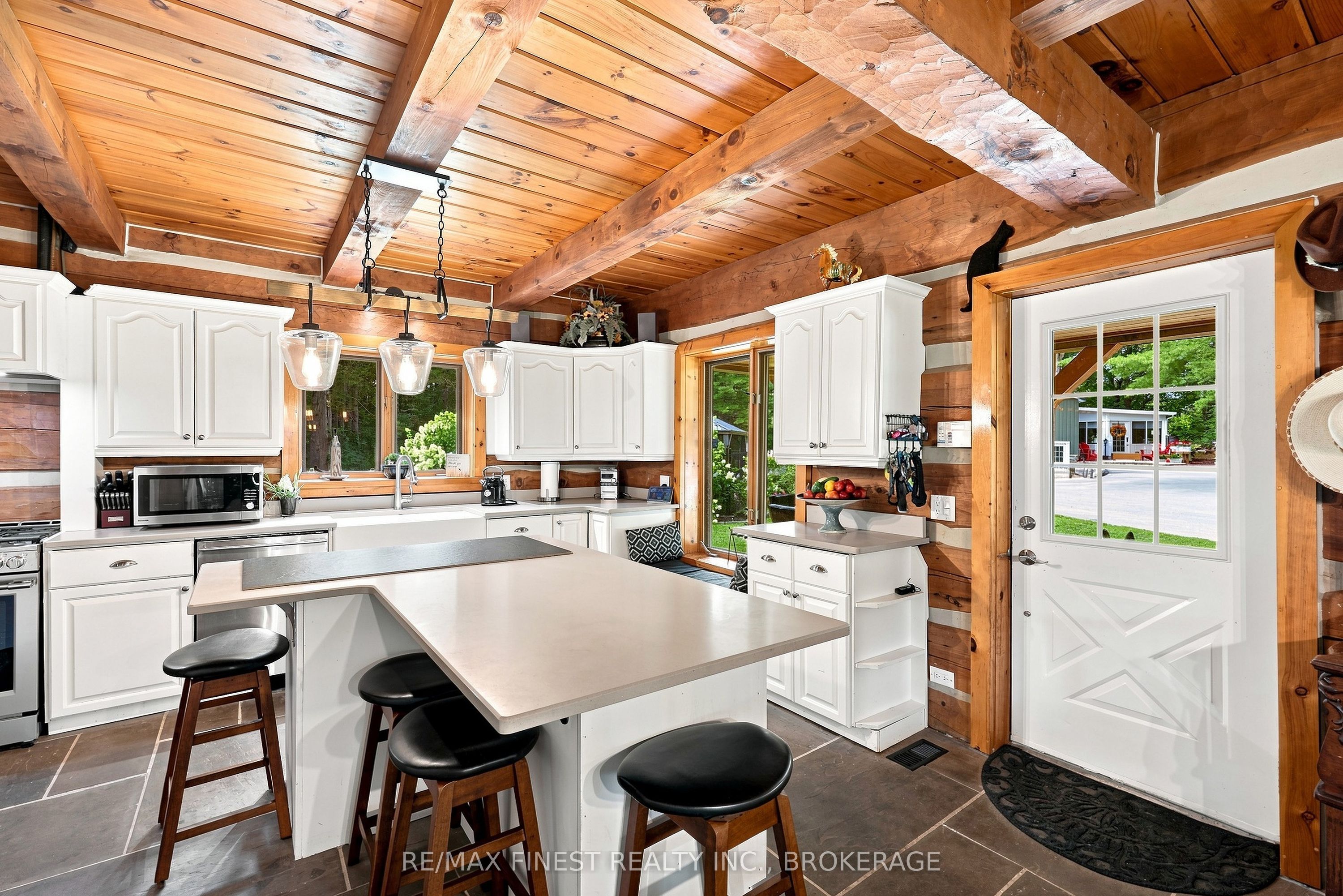 2961 Railton Road Property Photo 6