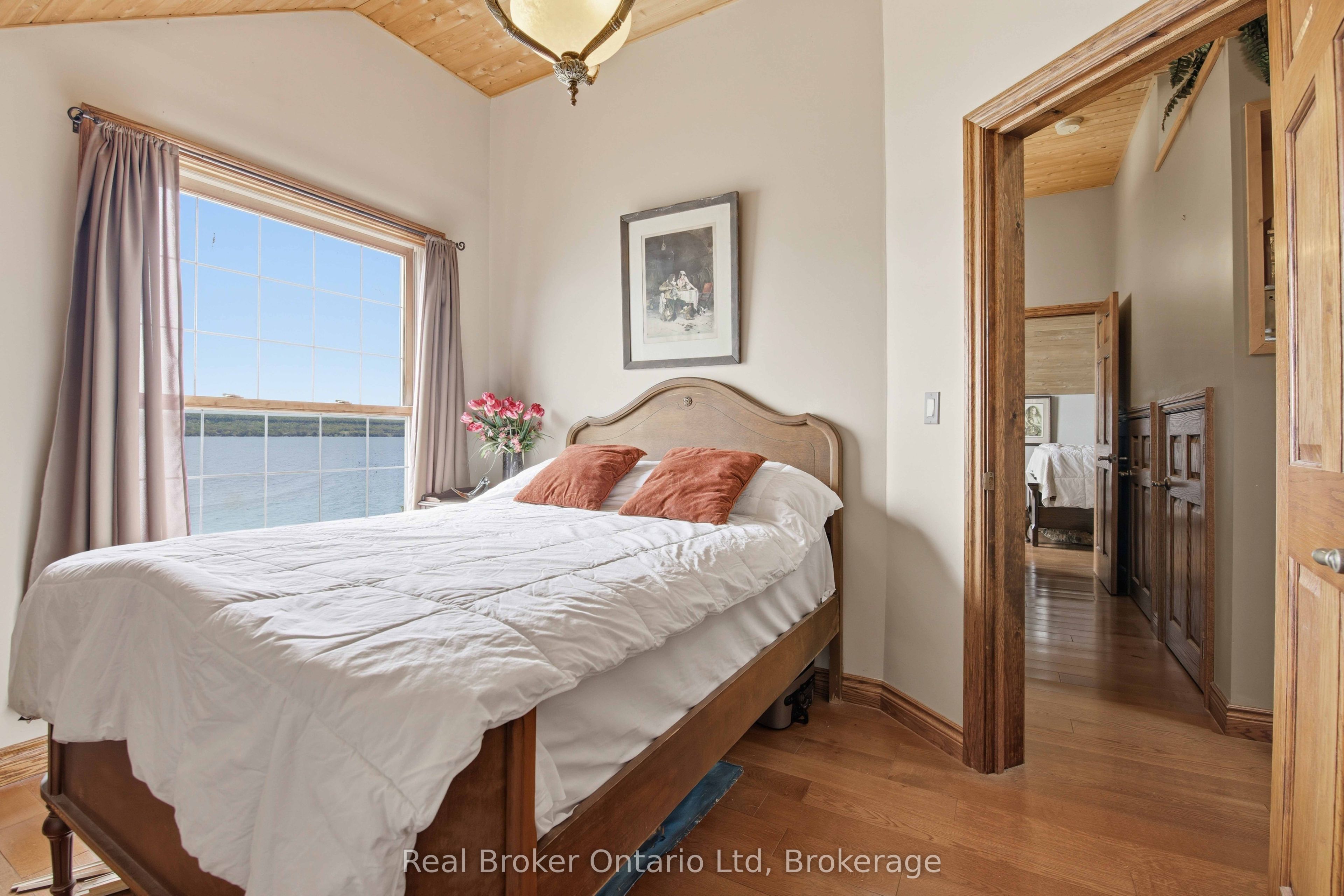 574 Mallory Beach Road Property Photo 13