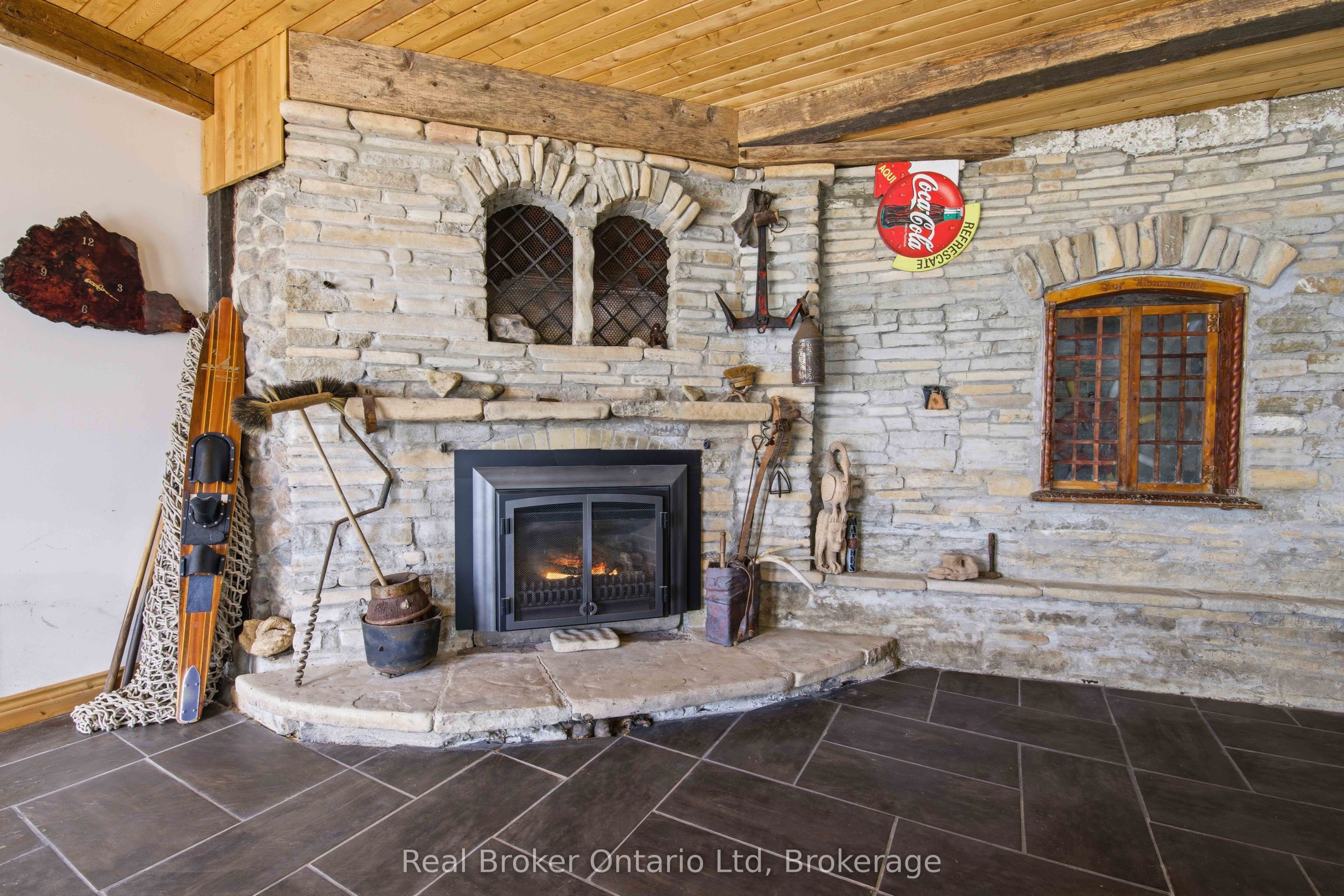 574 Mallory Beach Road Property Photo 37