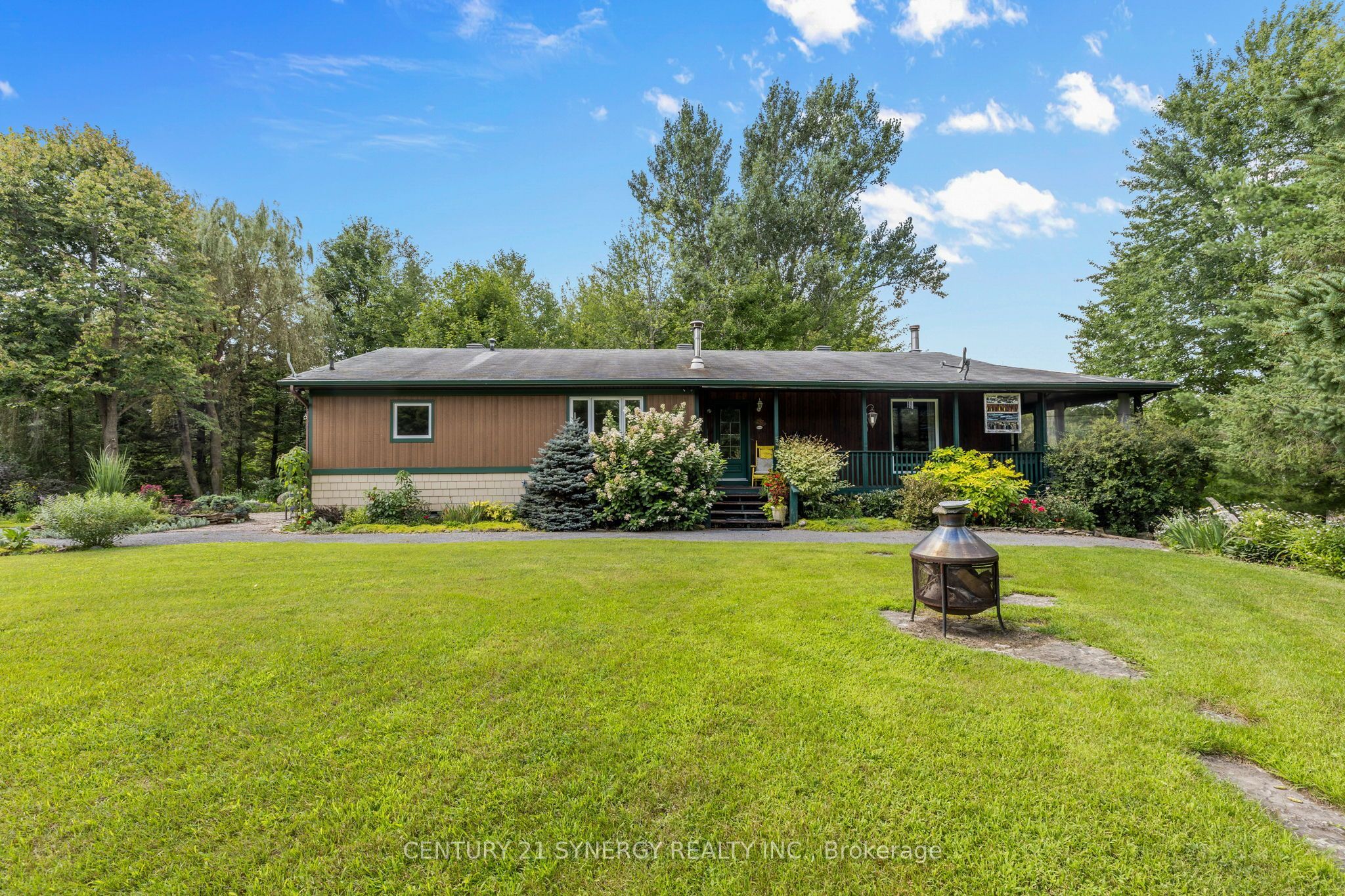 955 Du Castor Road