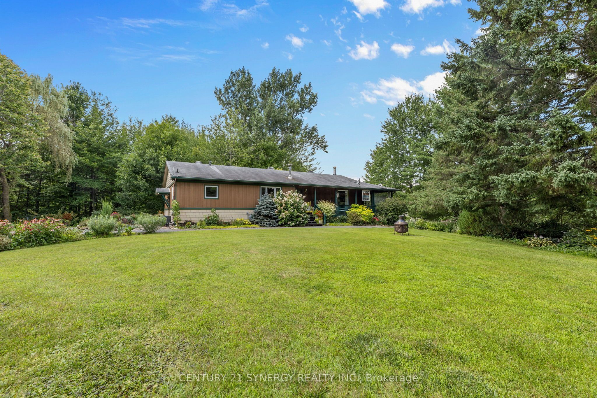 955 Du Castor Road Property Photo 6
