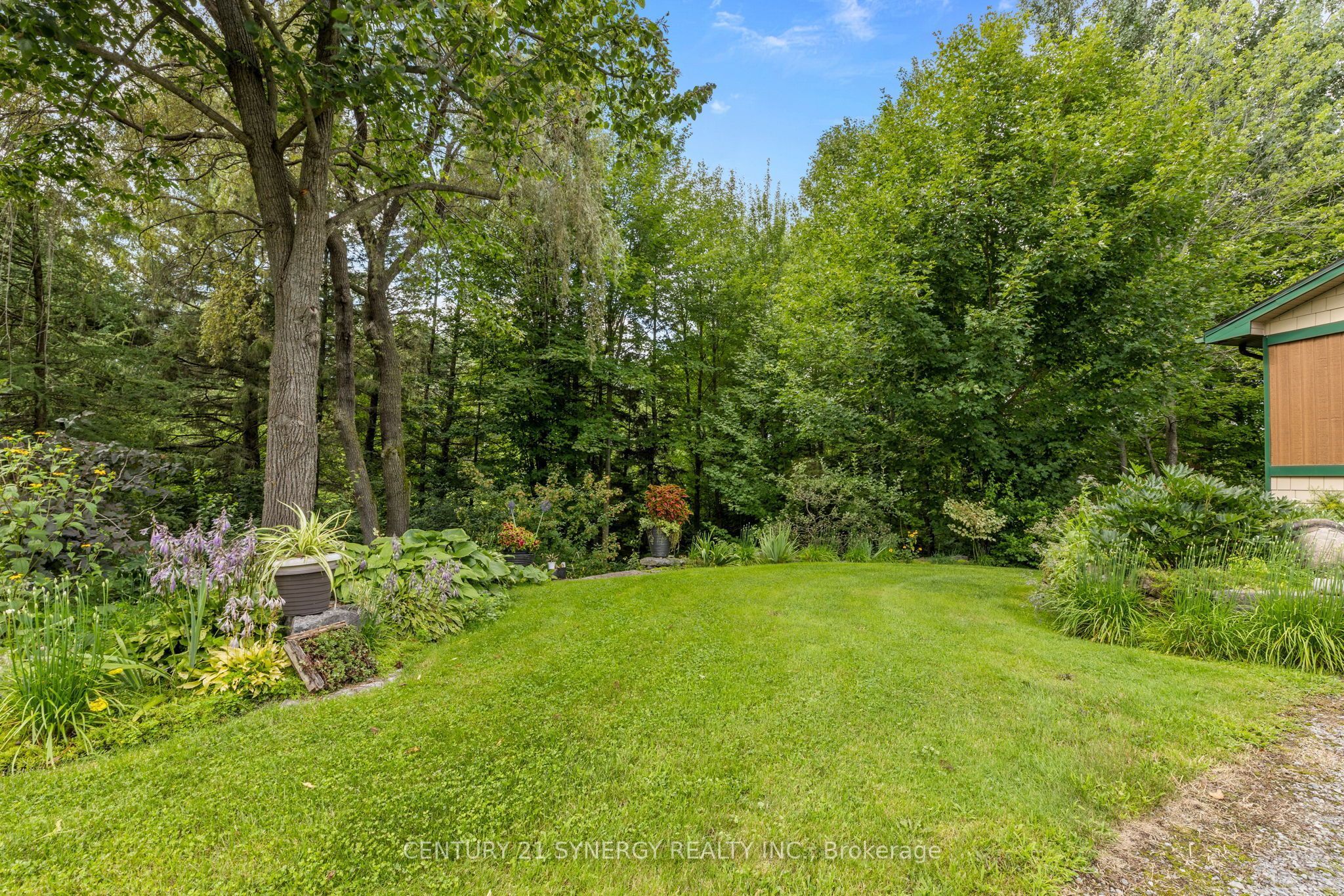 955 Du Castor Road Property Photo 9