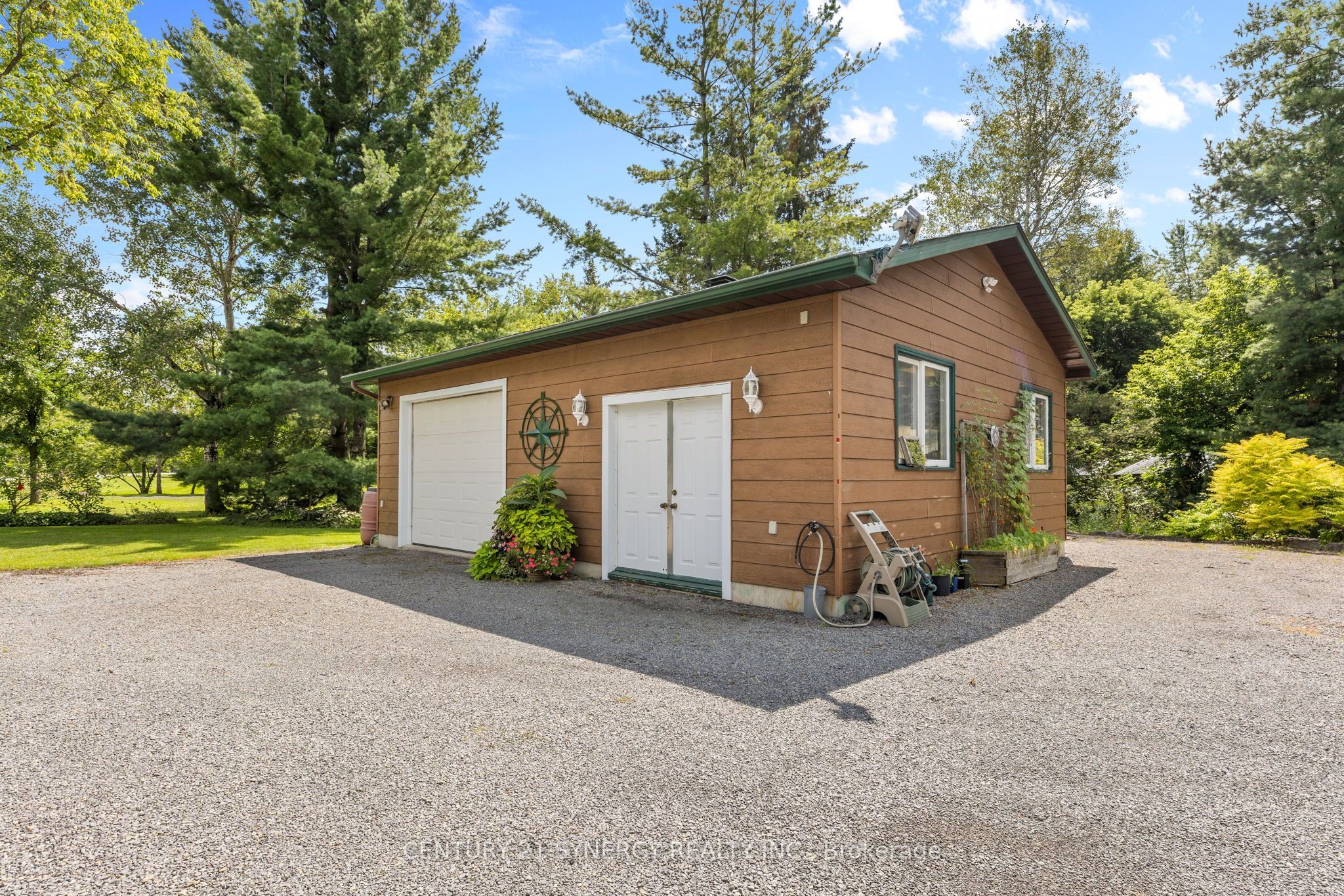 955 Du Castor Road Property Photo 44