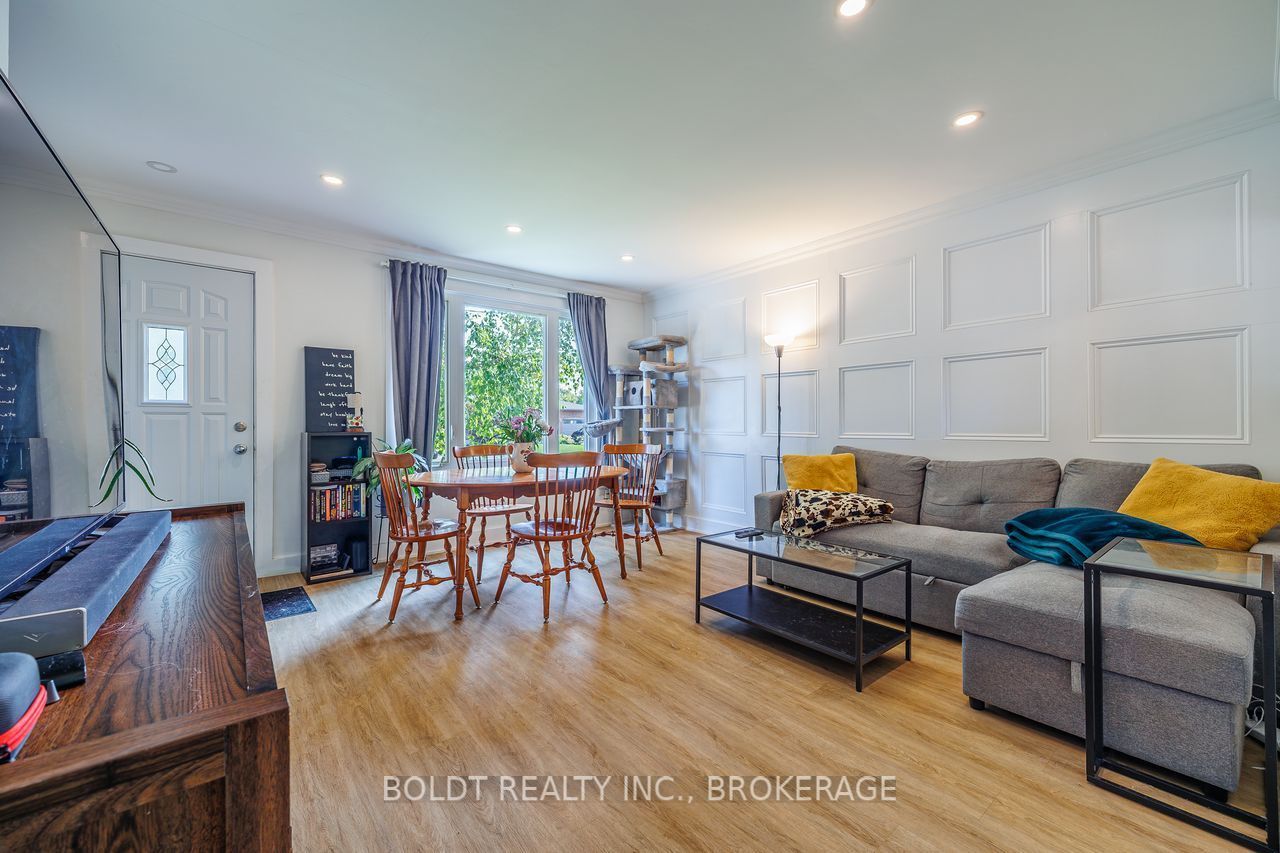 47 Brackencrest Road Property Photo 6