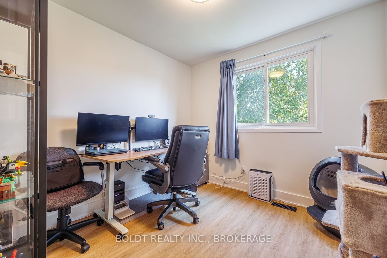 47 Brackencrest Road Property Photo 12