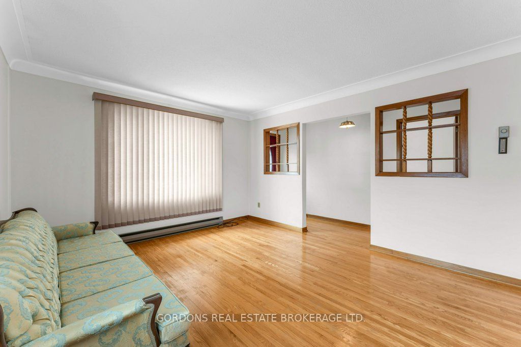 33 Plum Street Property Photo 12