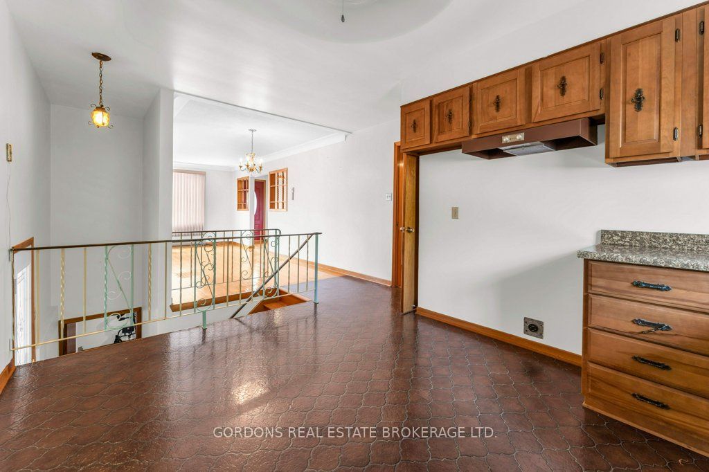 33 Plum Street Property Photo 15