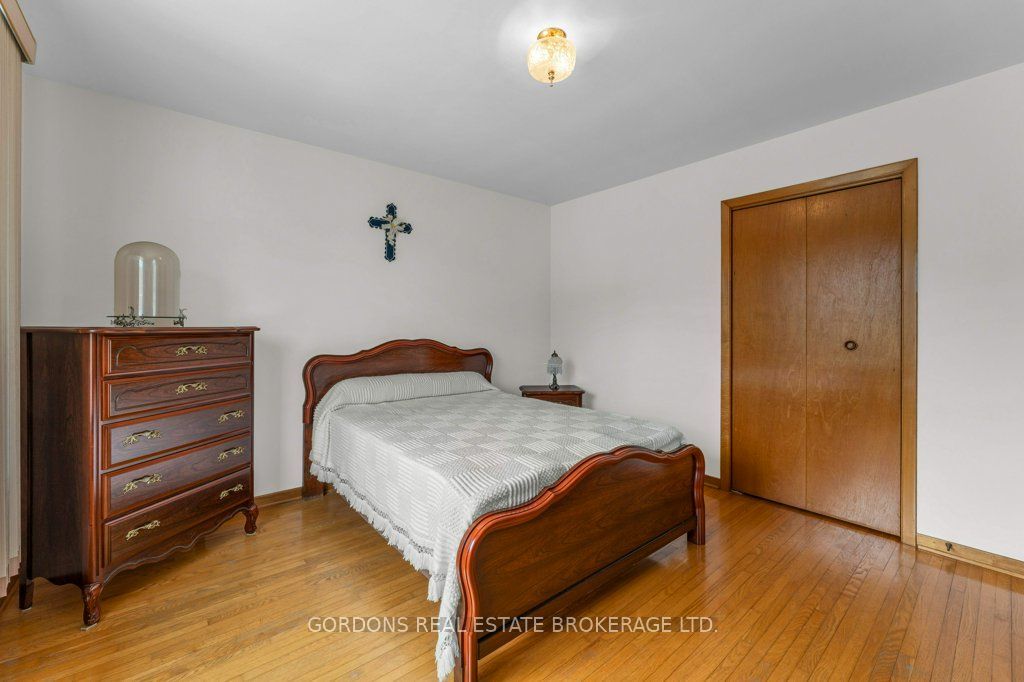 33 Plum Street Property Photo 18