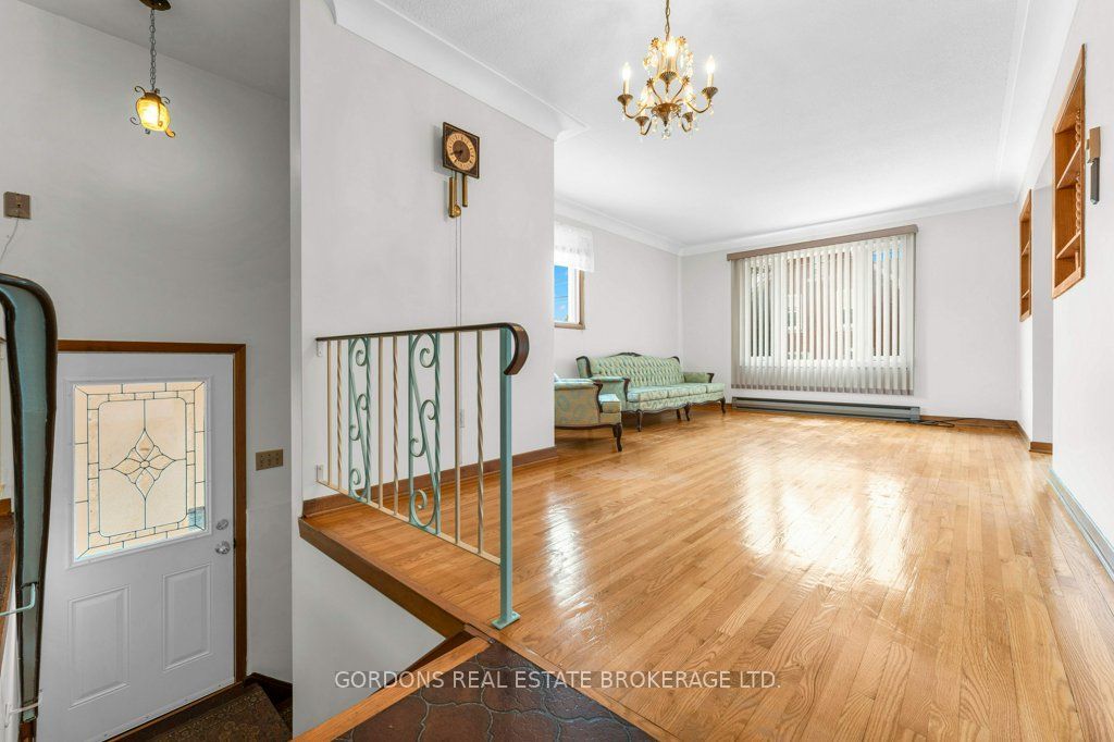 33 Plum Street Property Photo 29