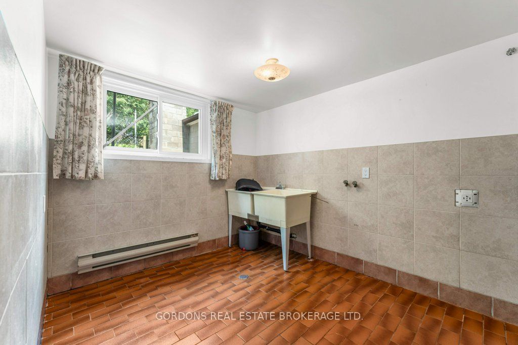 33 Plum Street Property Photo 43