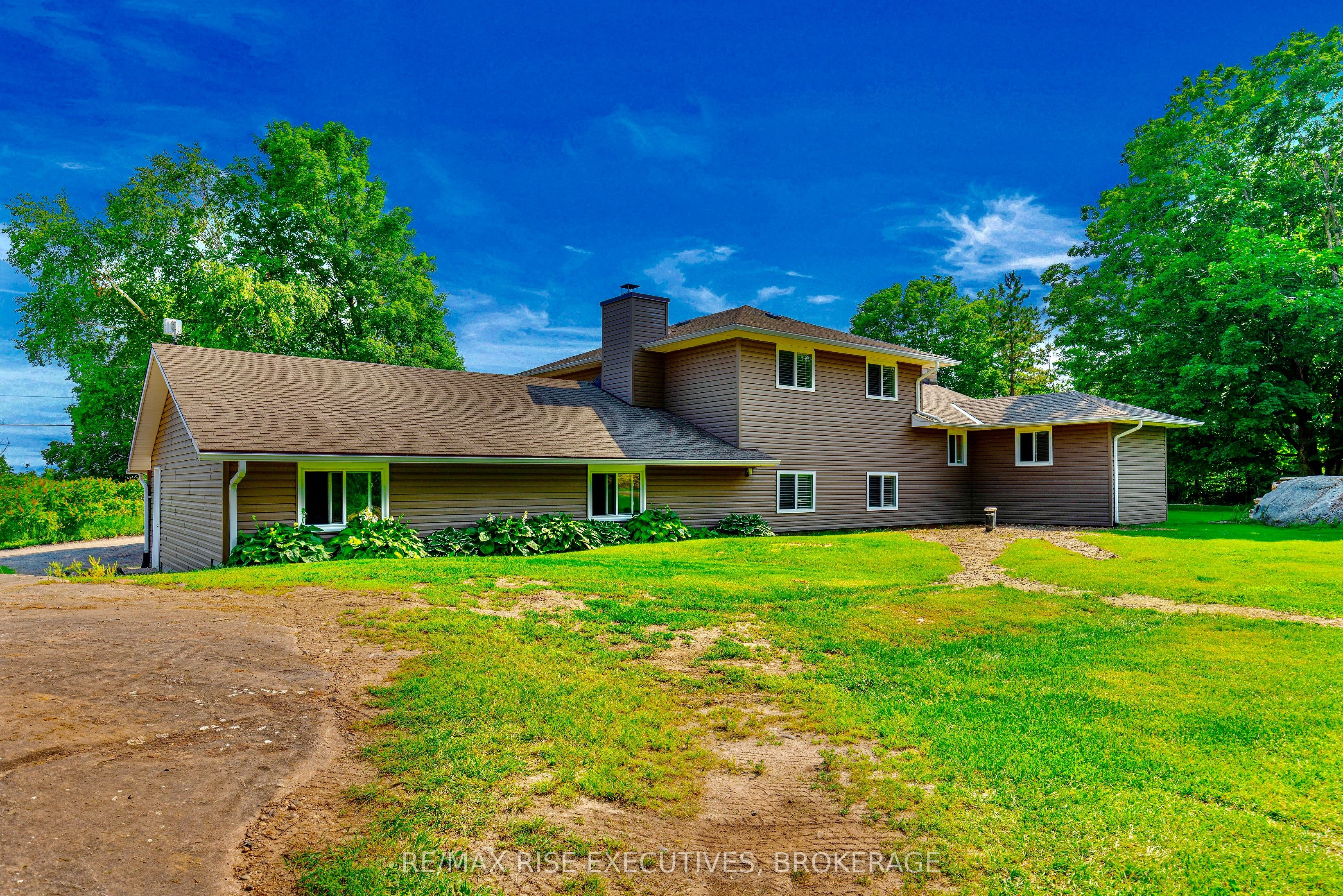 208 Back Street Property Photo 8