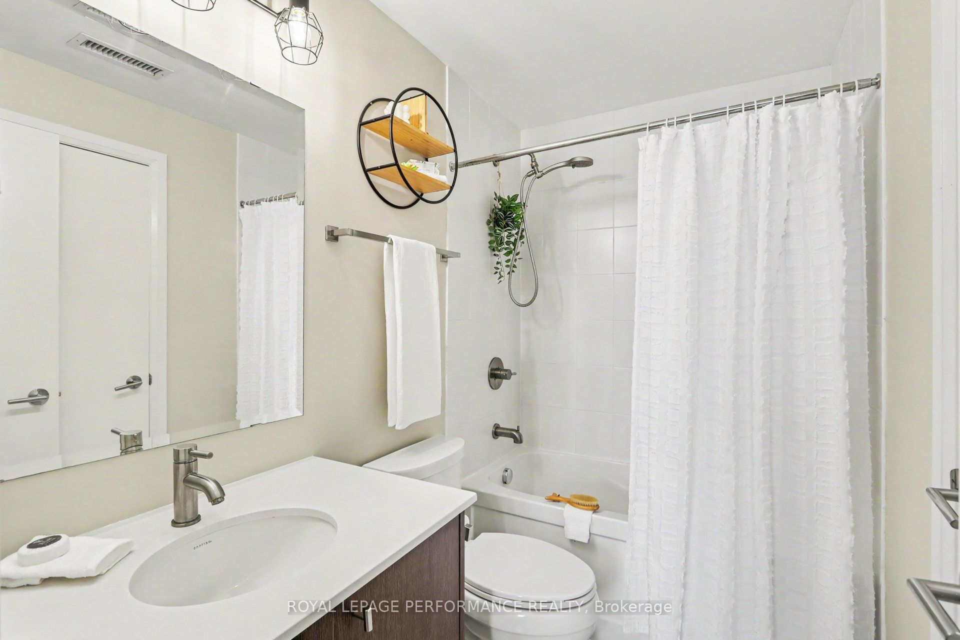 118 Holmwood Avenue 1008 Property Photo 13