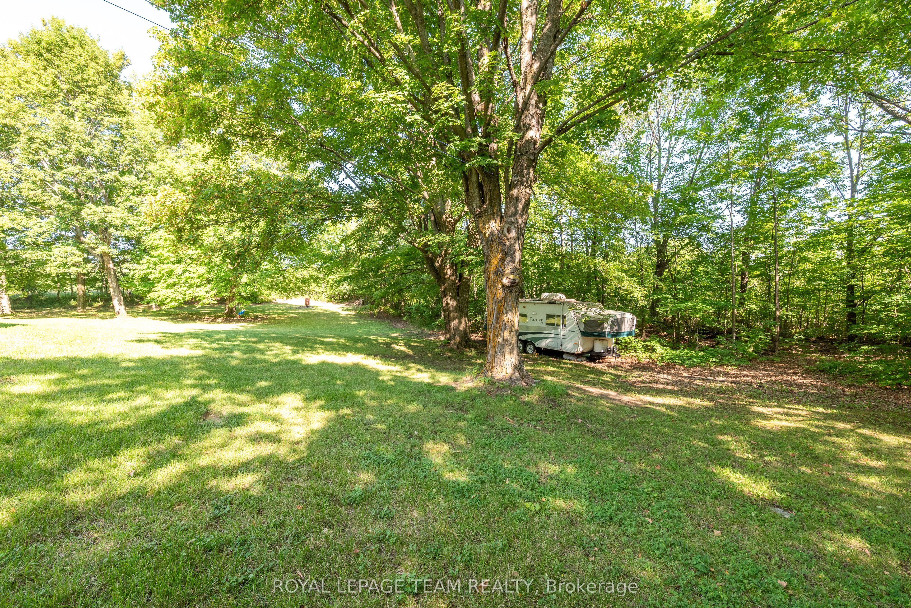 1448 Perrault Road Property Photo 6