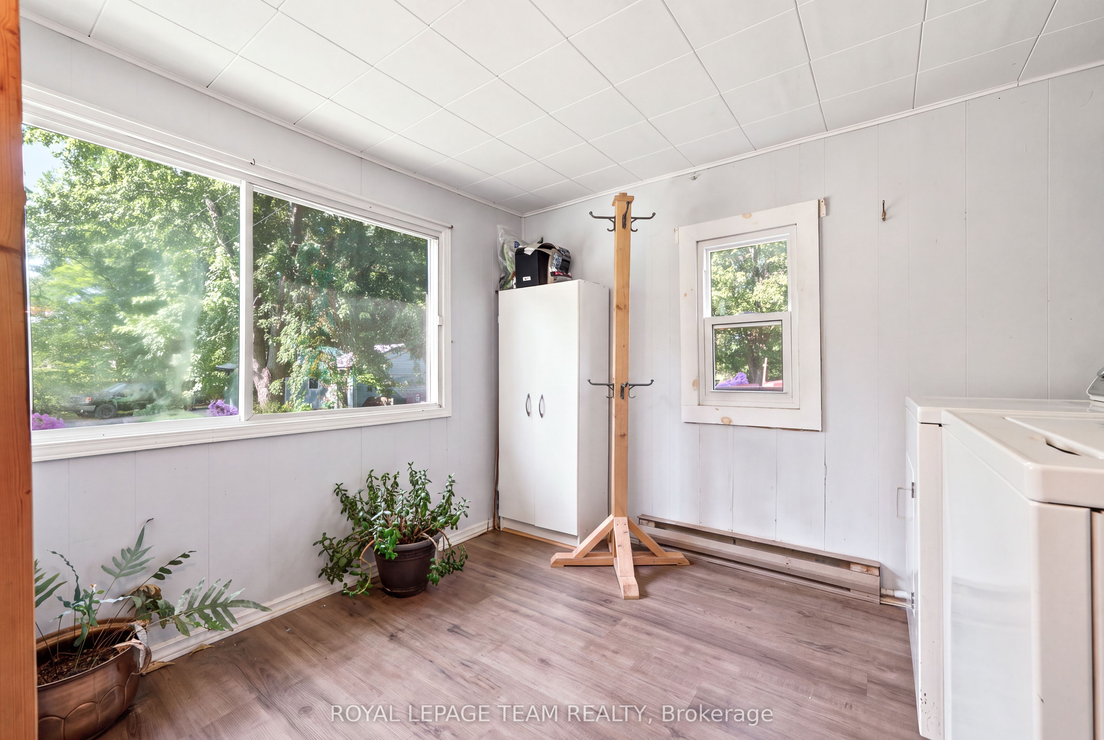 1448 Perrault Road Property Photo 10