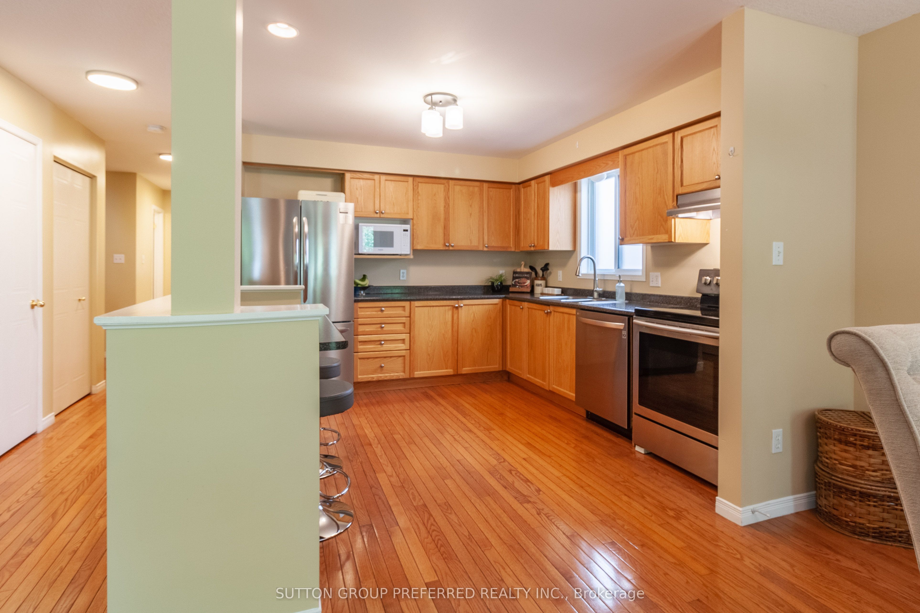 907 Blacksmith Street Property Photo 4