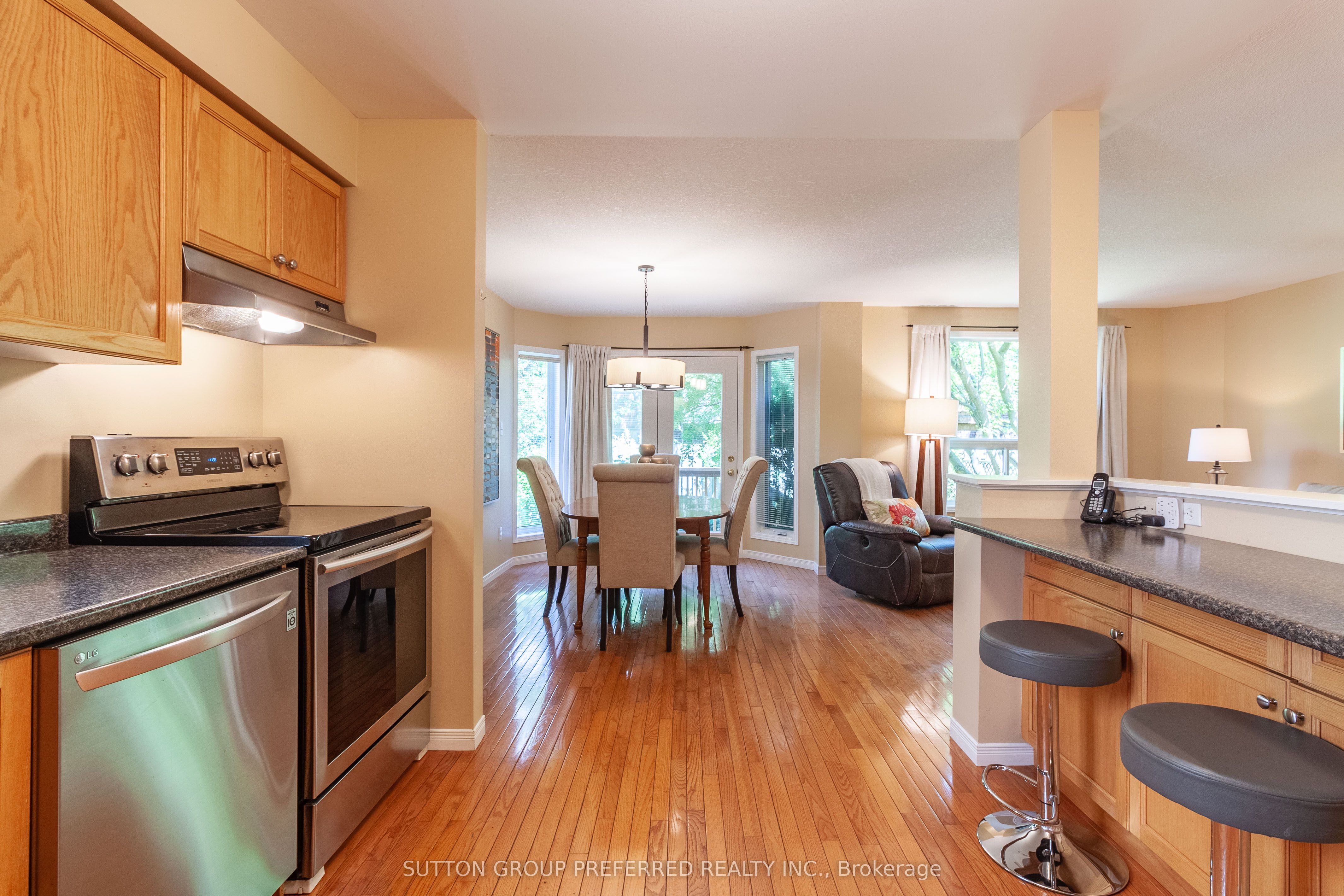 907 Blacksmith Street Property Photo 6