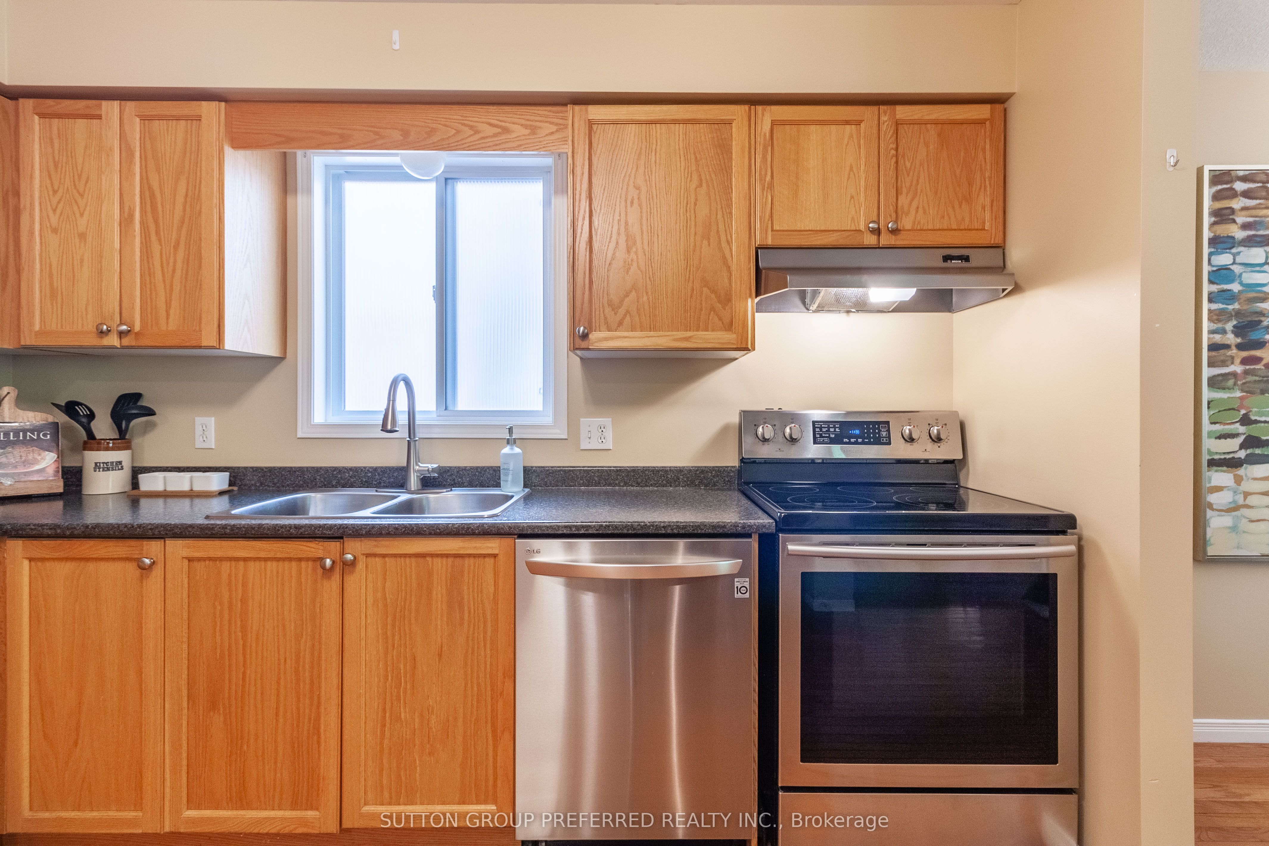 907 Blacksmith Street Property Photo 7