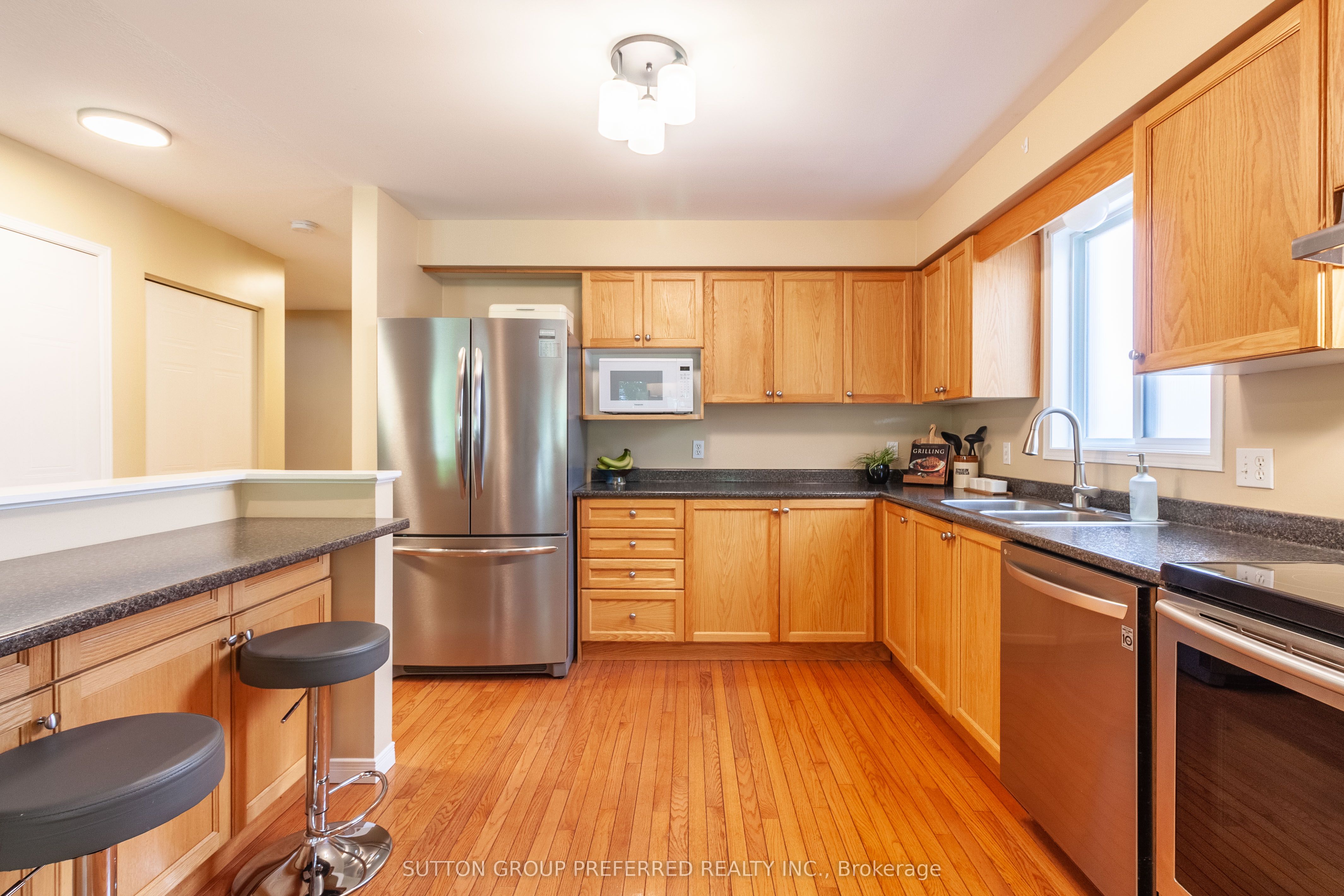 907 Blacksmith Street Property Photo 8
