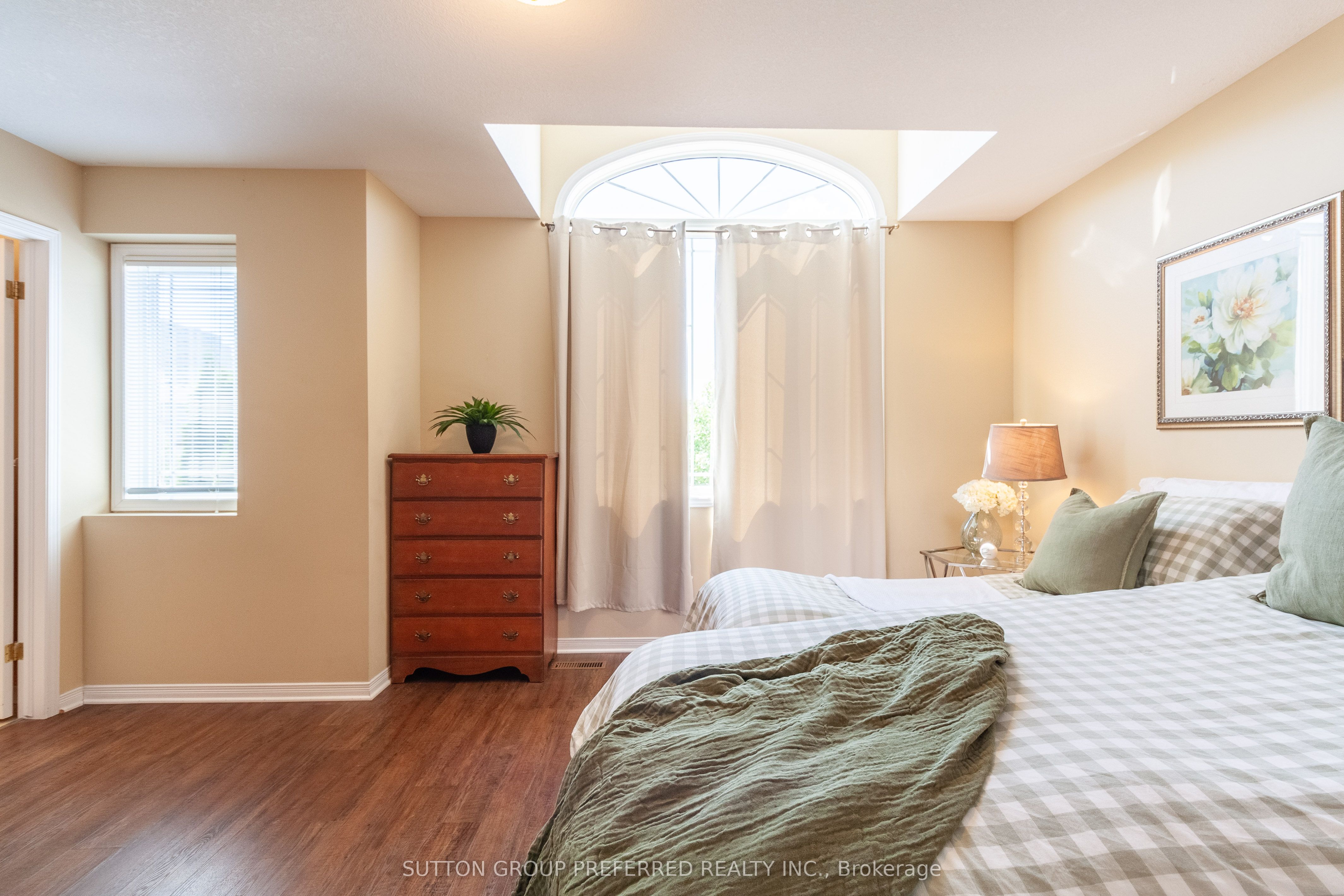 907 Blacksmith Street Property Photo 20