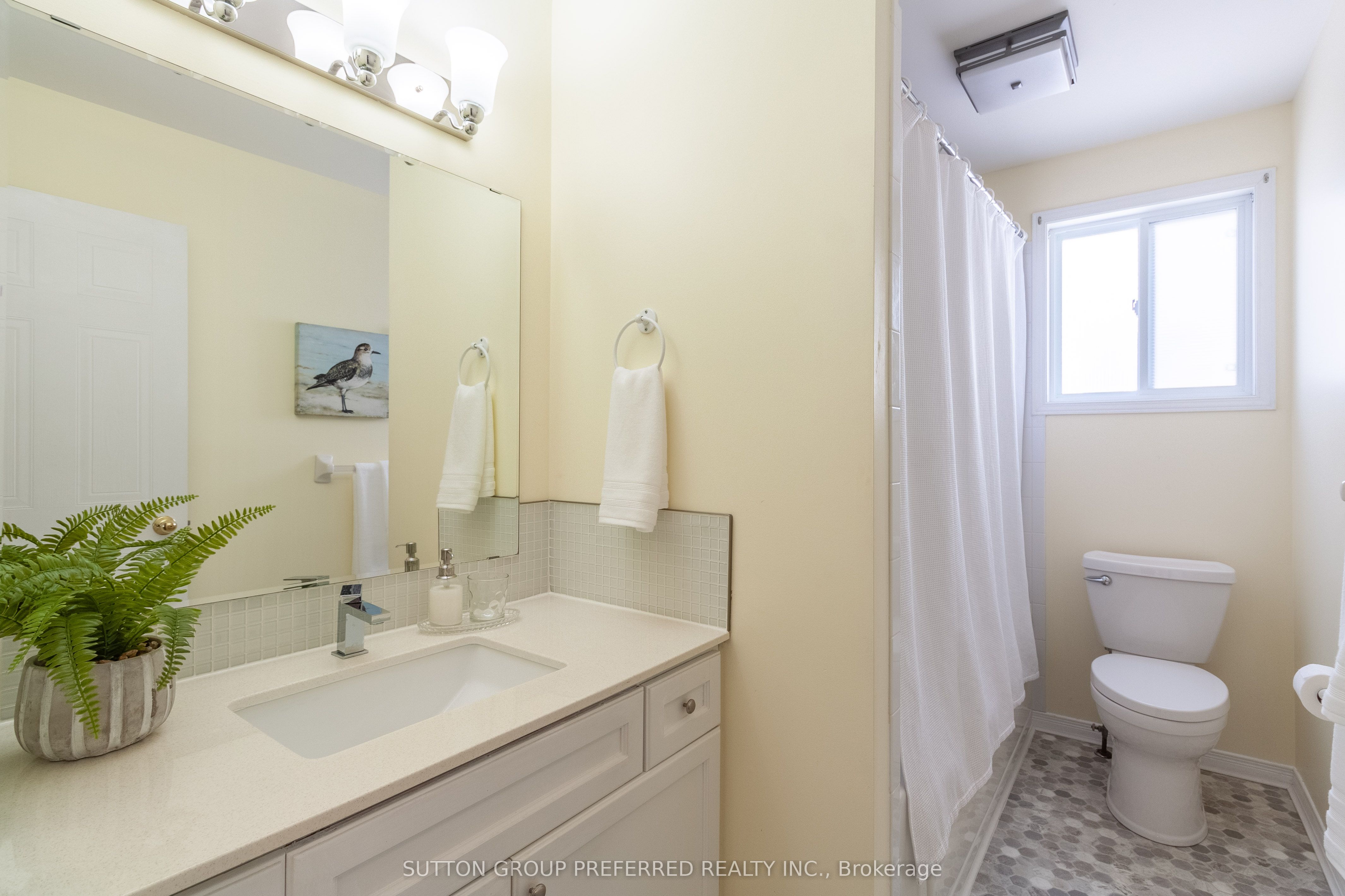 907 Blacksmith Street Property Photo 22