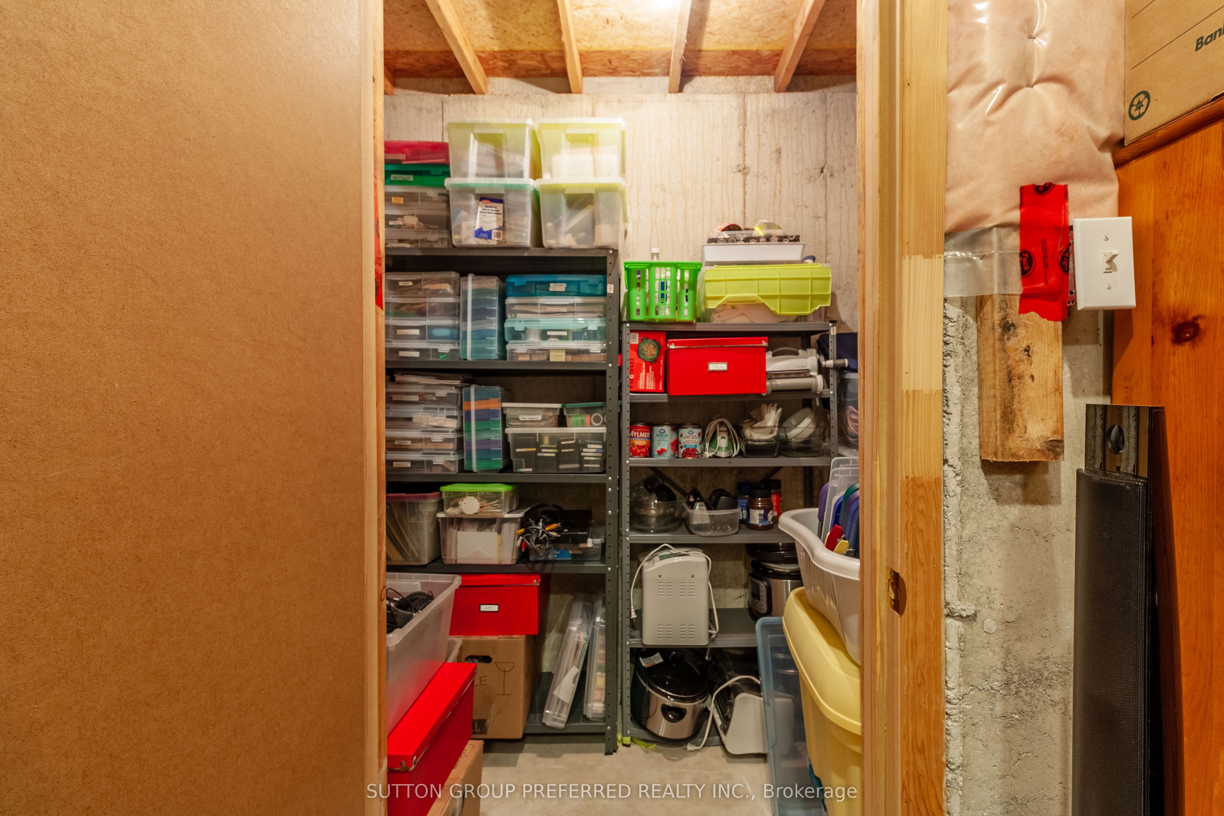 907 Blacksmith Street Property Photo 39
