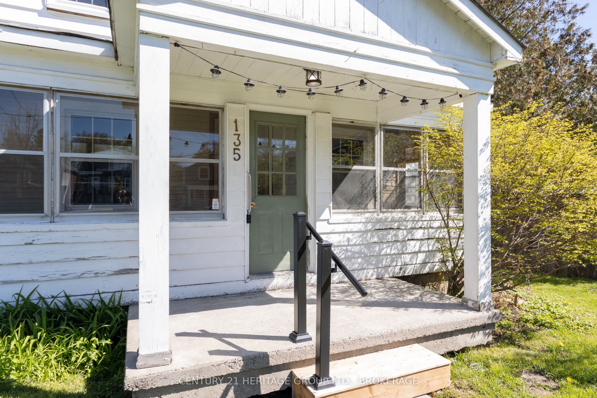 135 James Street Property Photo 3