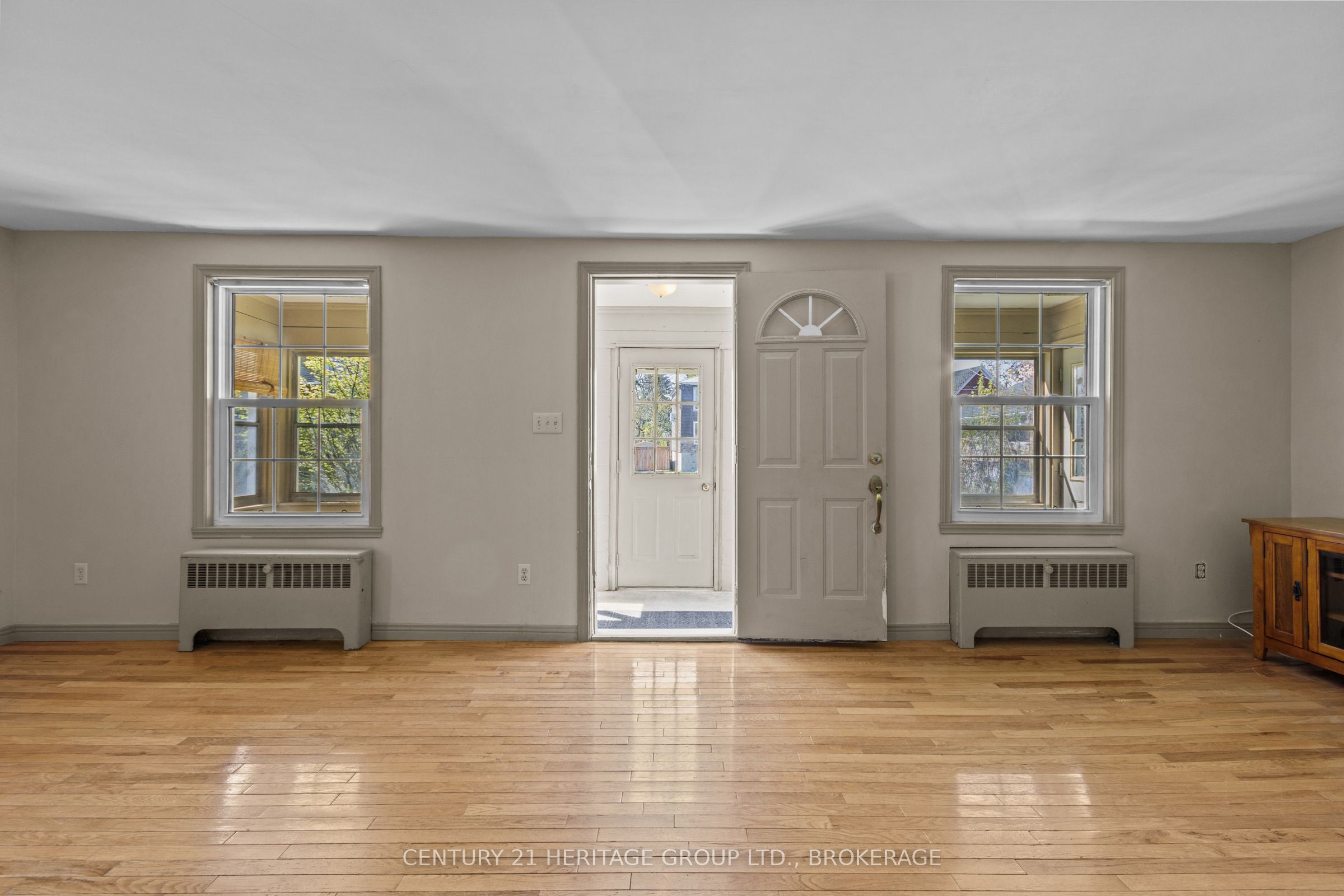 135 James Street Property Photo 5