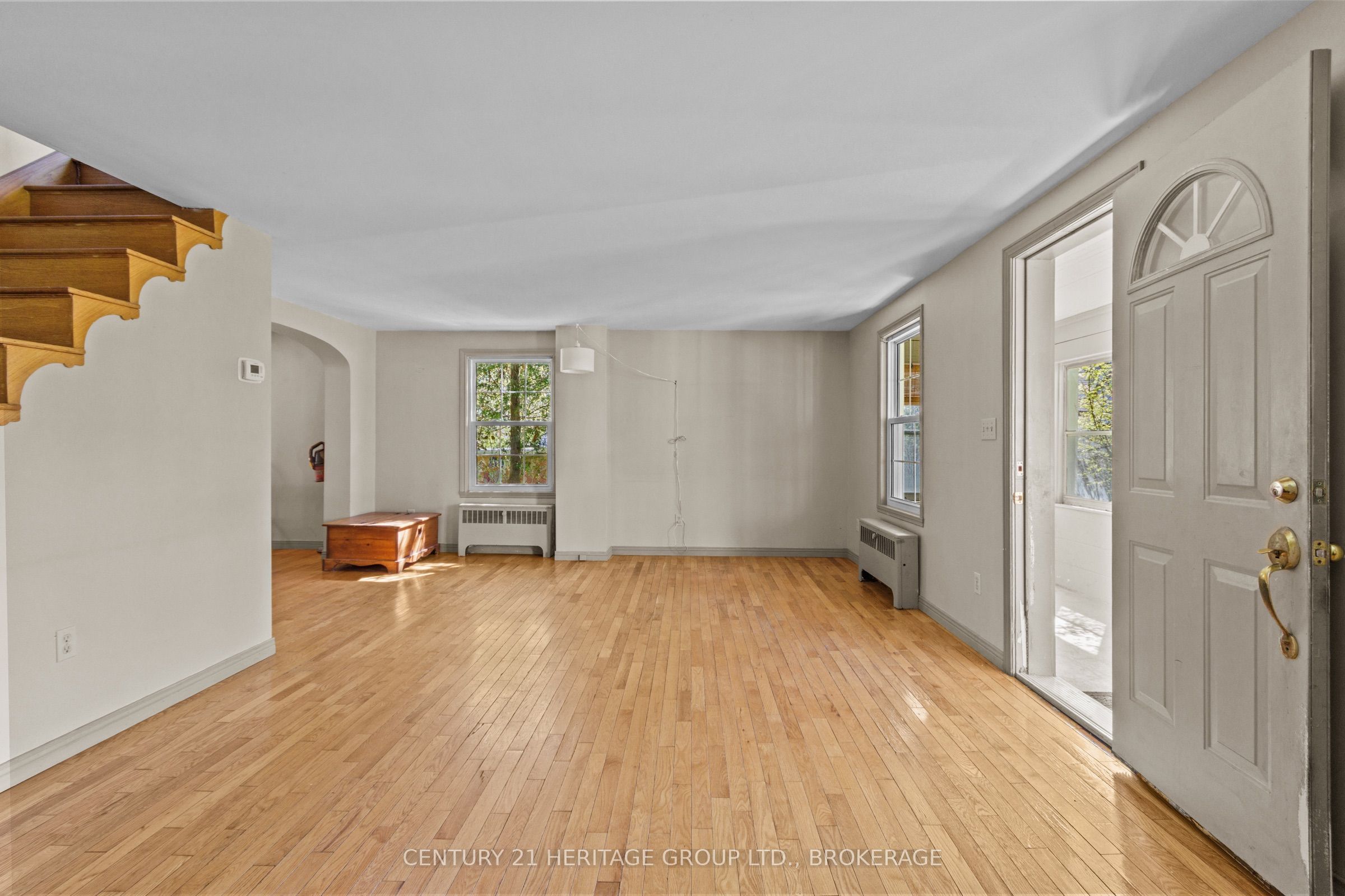 135 James Street Property Photo 7