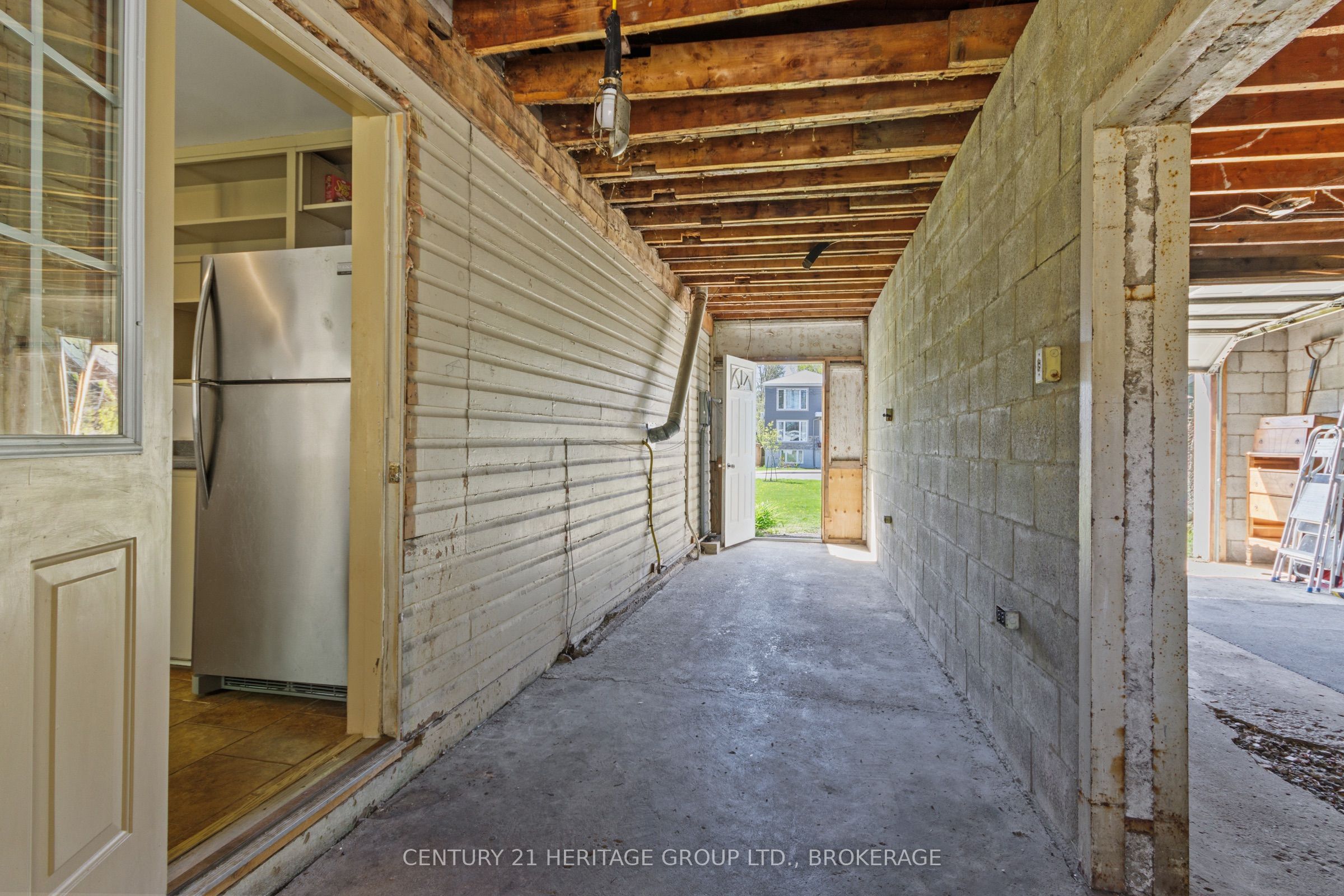 135 James Street Property Photo 16