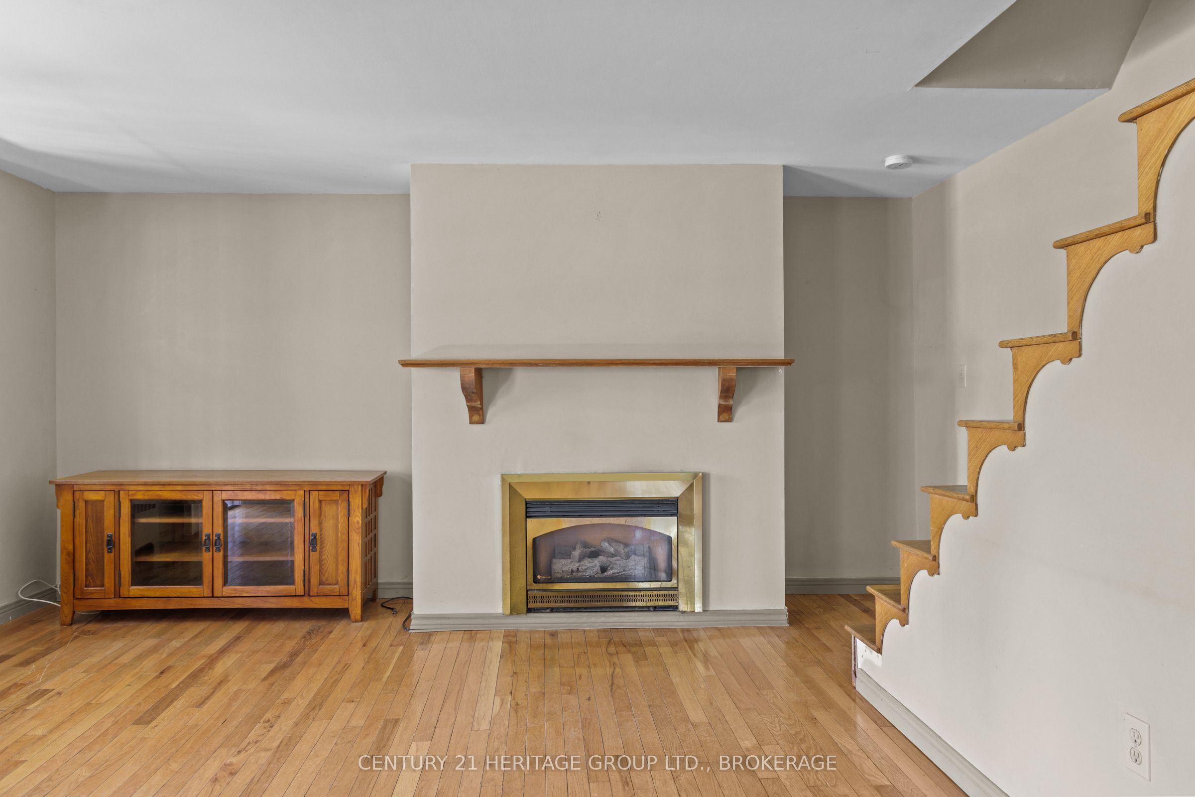 135 James Street Property Photo 21