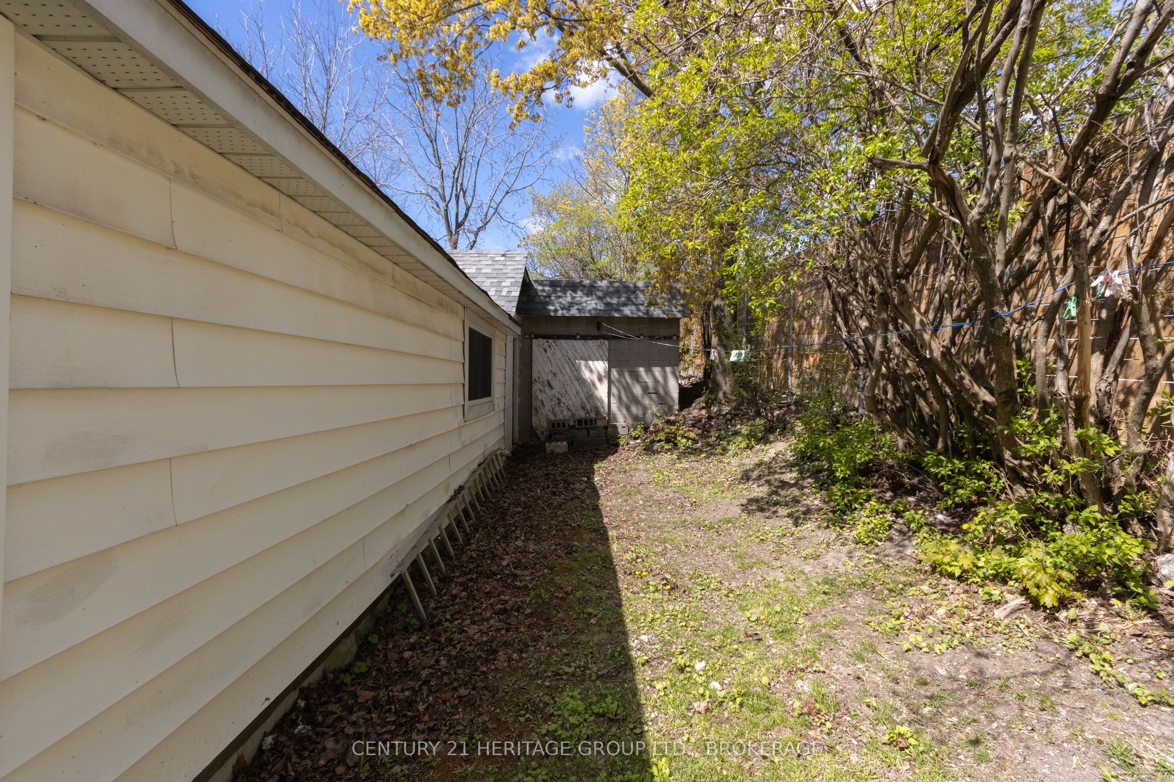 135 James Street Property Photo 29