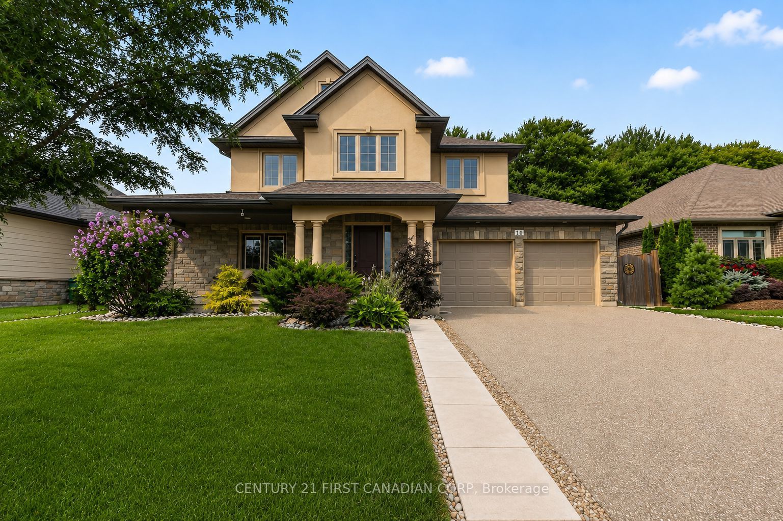 10 Birchall Lane Property Photo 2