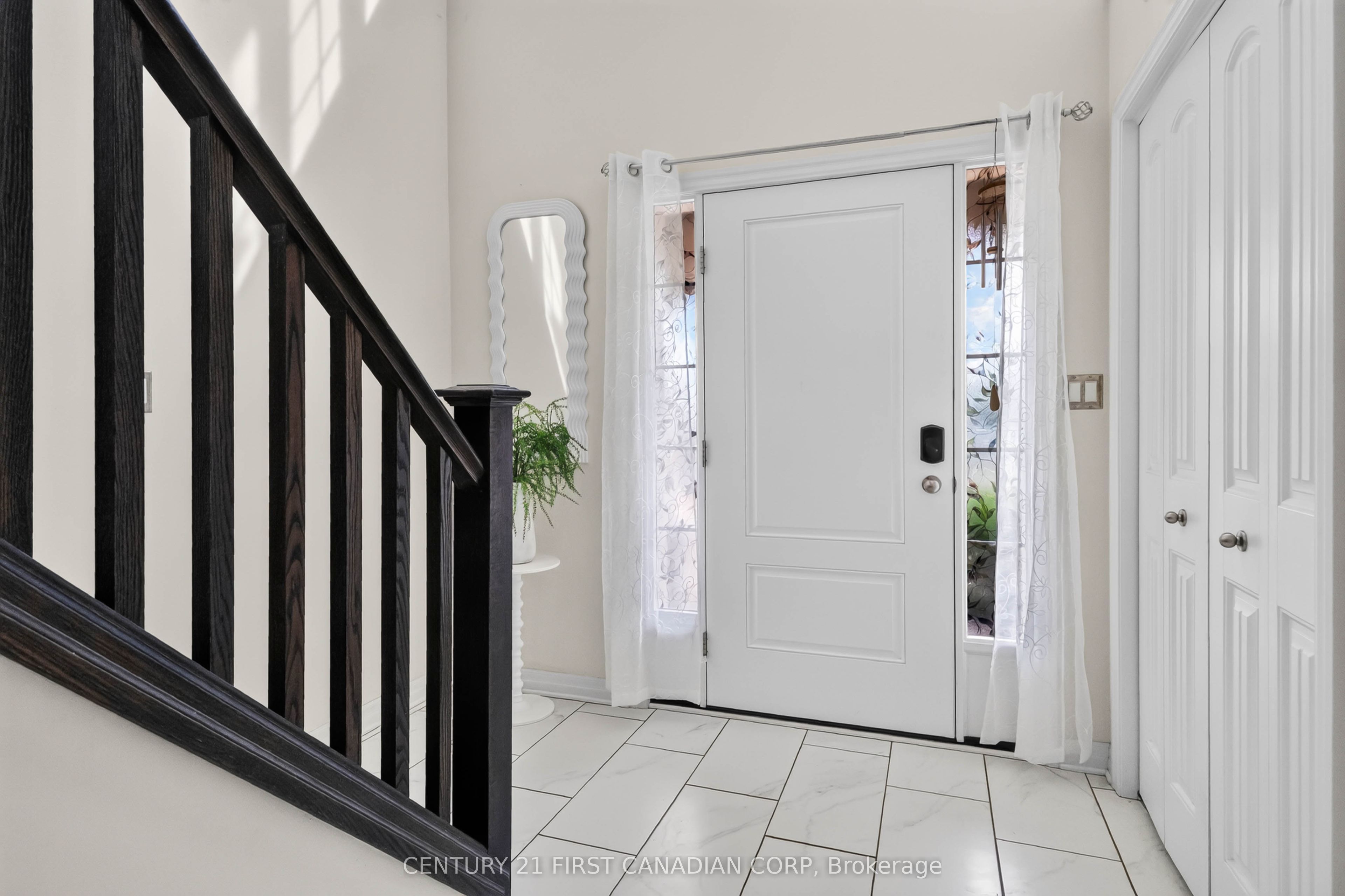 10 Birchall Lane Property Photo 7