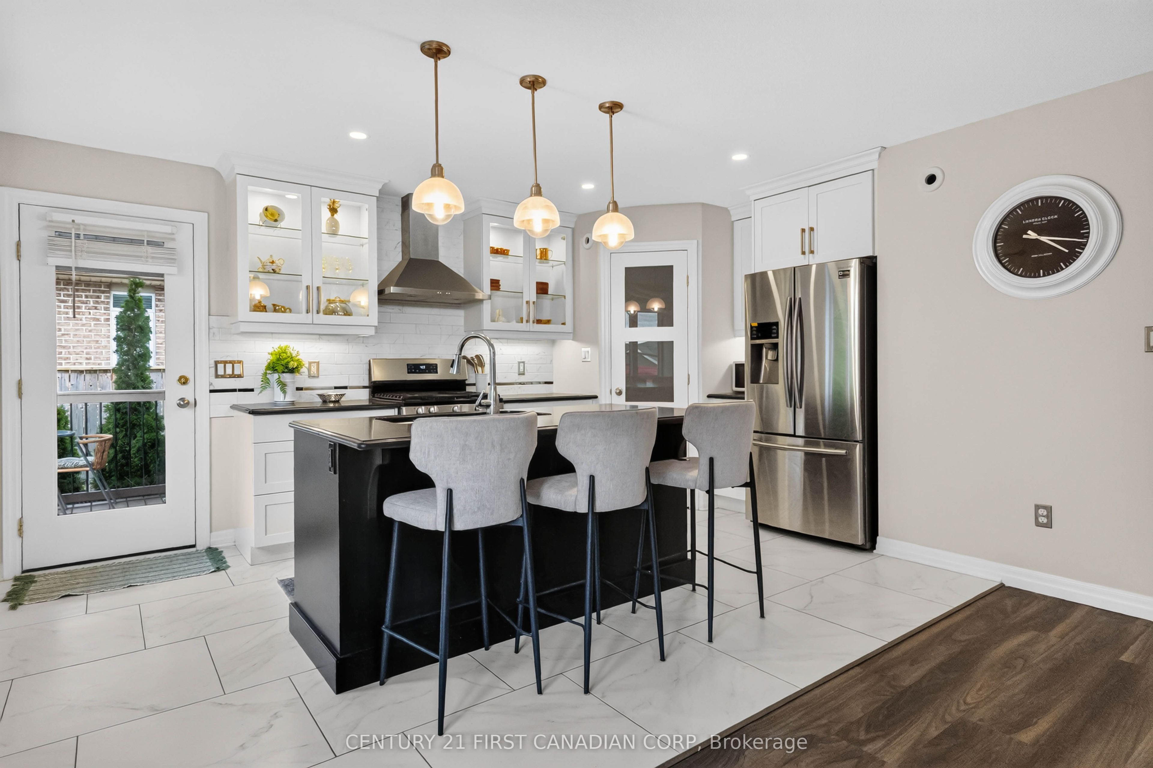 10 Birchall Lane Property Photo 20