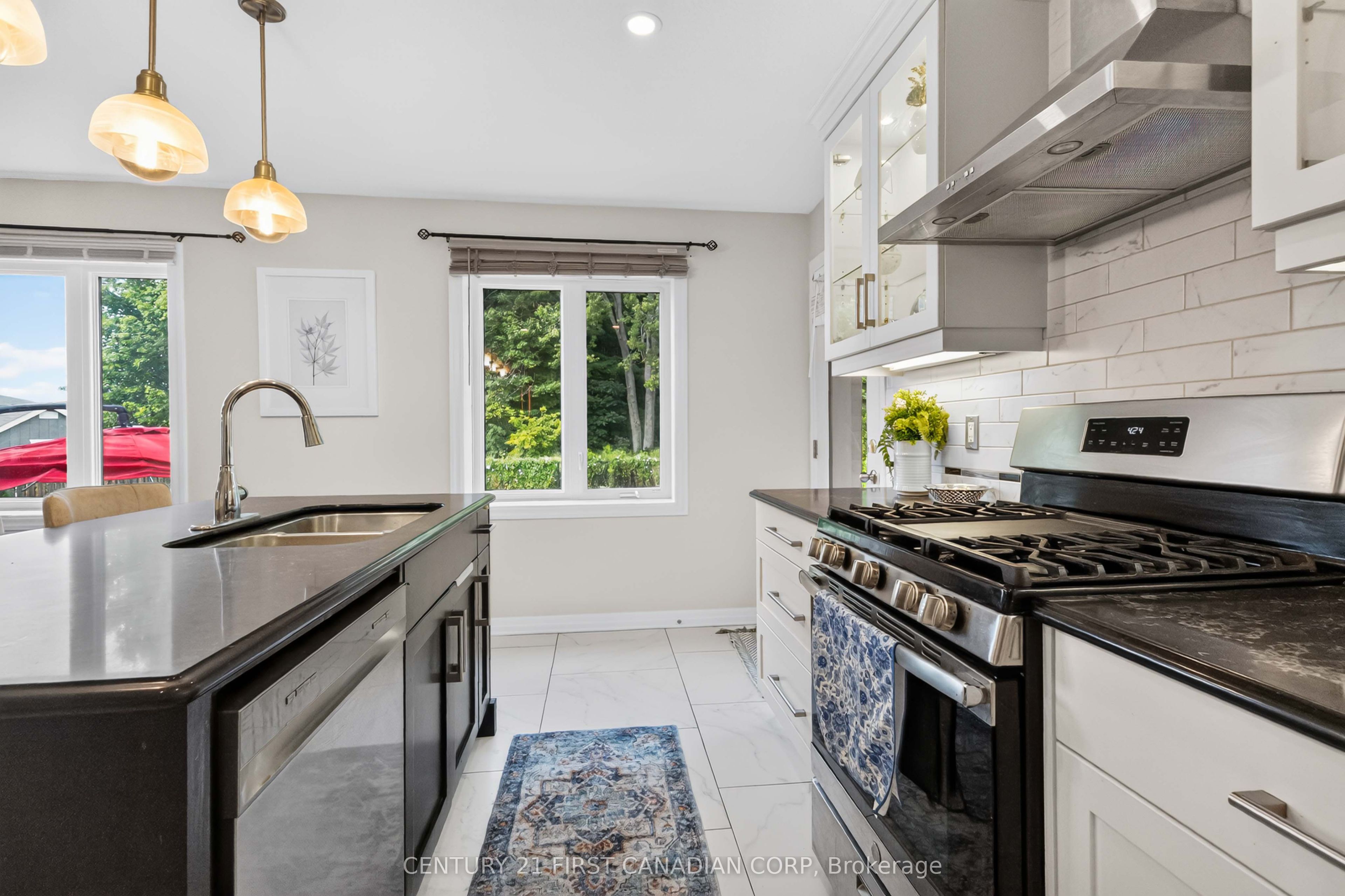 10 Birchall Lane Property Photo 26