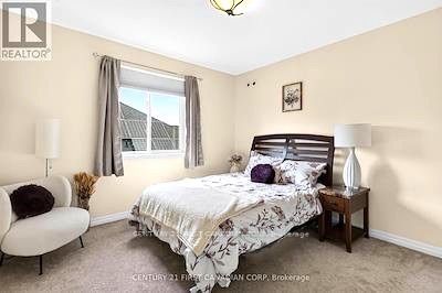 10 Birchall Lane Property Photo 35